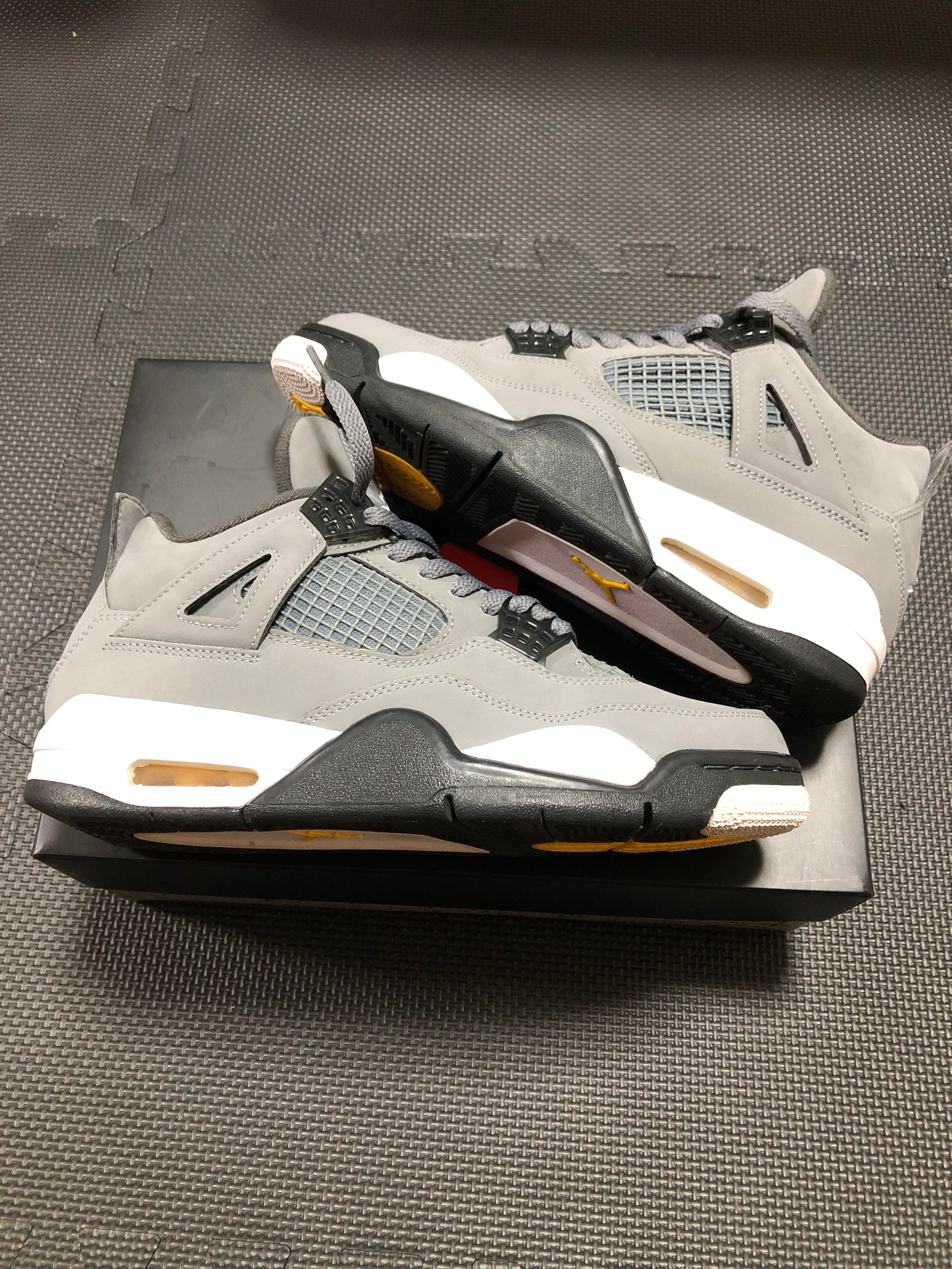 Nike Air Jordan 4 "Cool Grey"