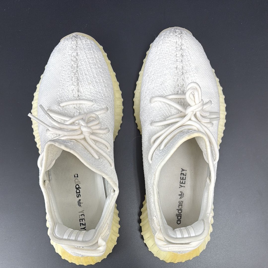 adidas YEEZY Boost 350 V2 "Cream White"