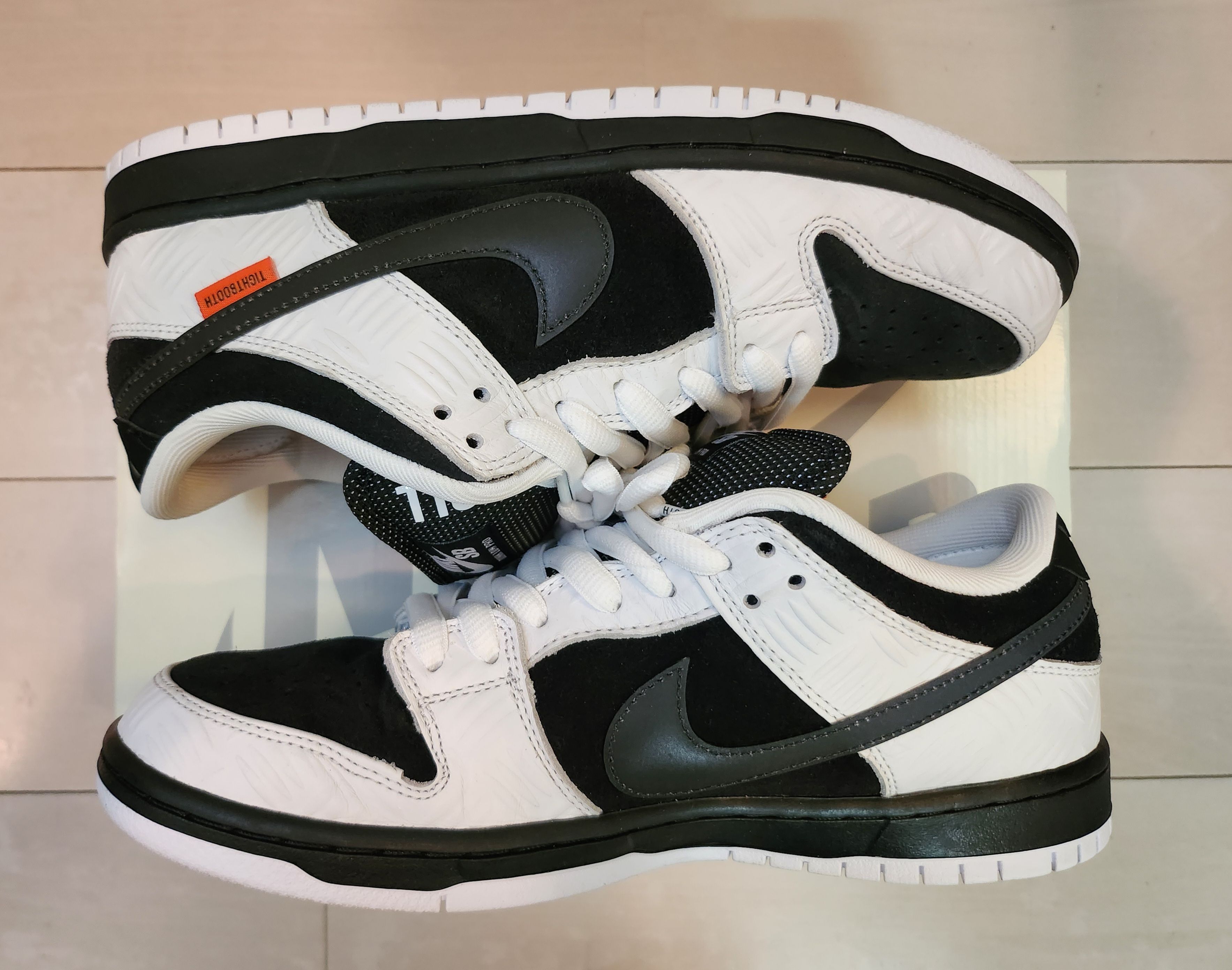 TIGHTBOOTH × Nike SB Dunk Low Pro QS "Black and White"
