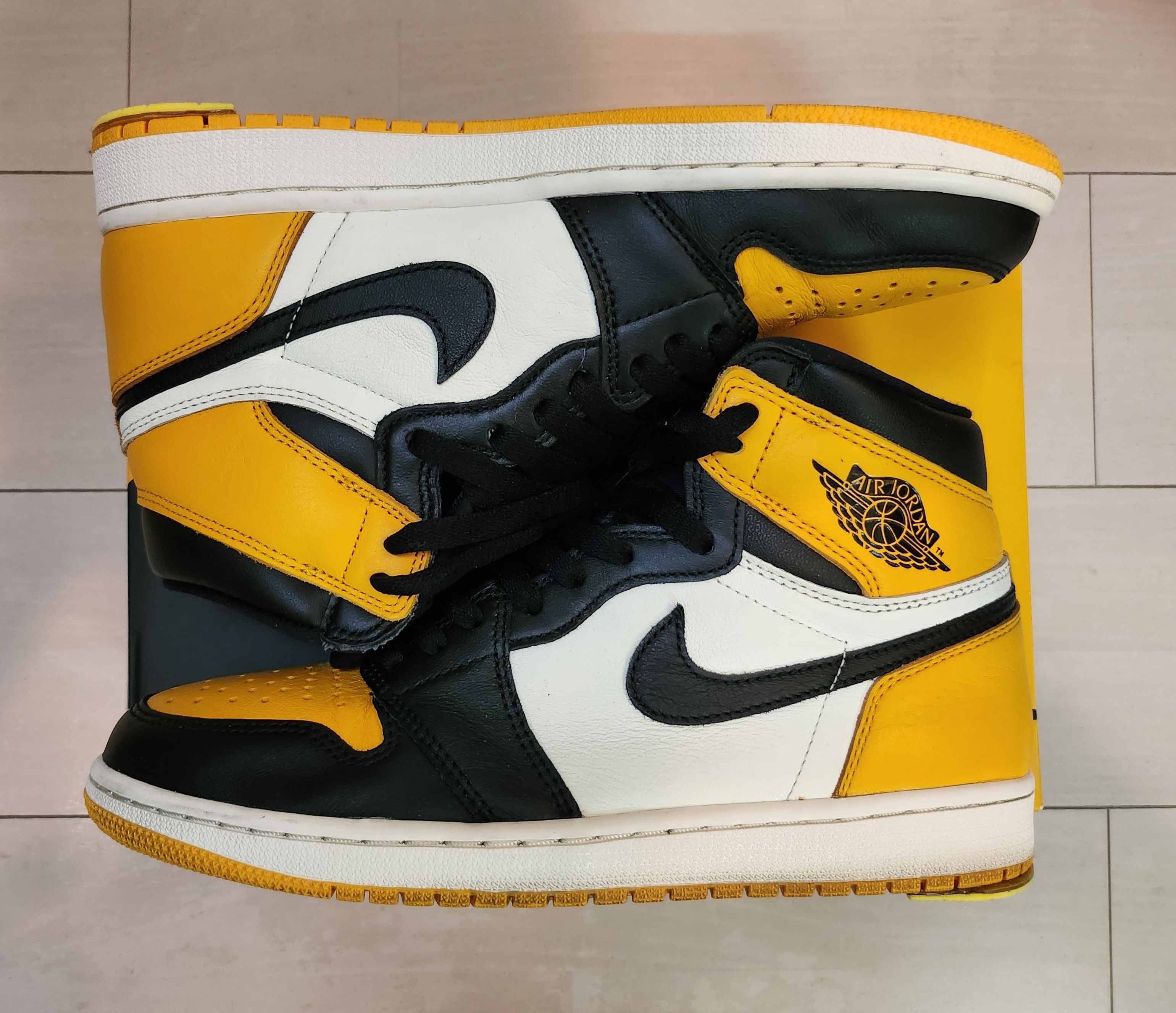 23センチ 美中古 ナイキ nike エアジョーダン 1 タクシー Nike Air Jordan 1 Retro High OG 