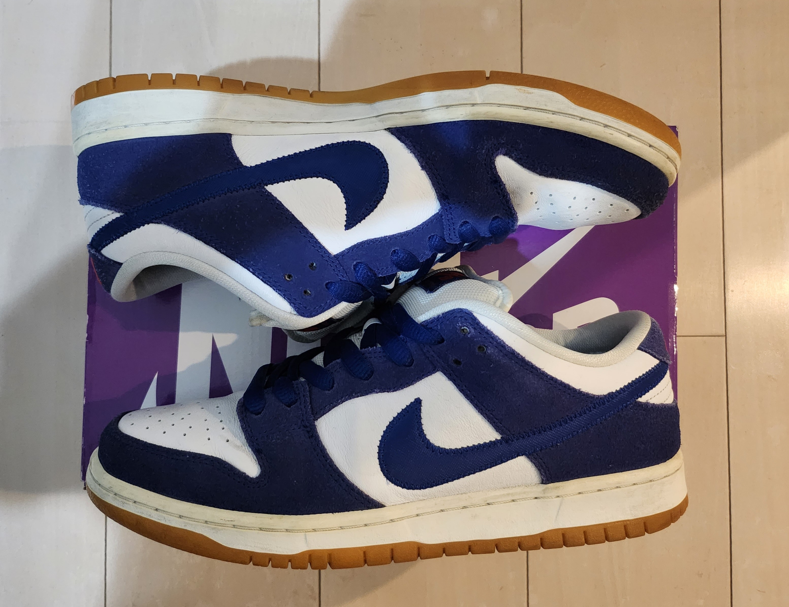 Nike SB Dunk Low "Los Angeles Dodgers/Deep Royal Blue"