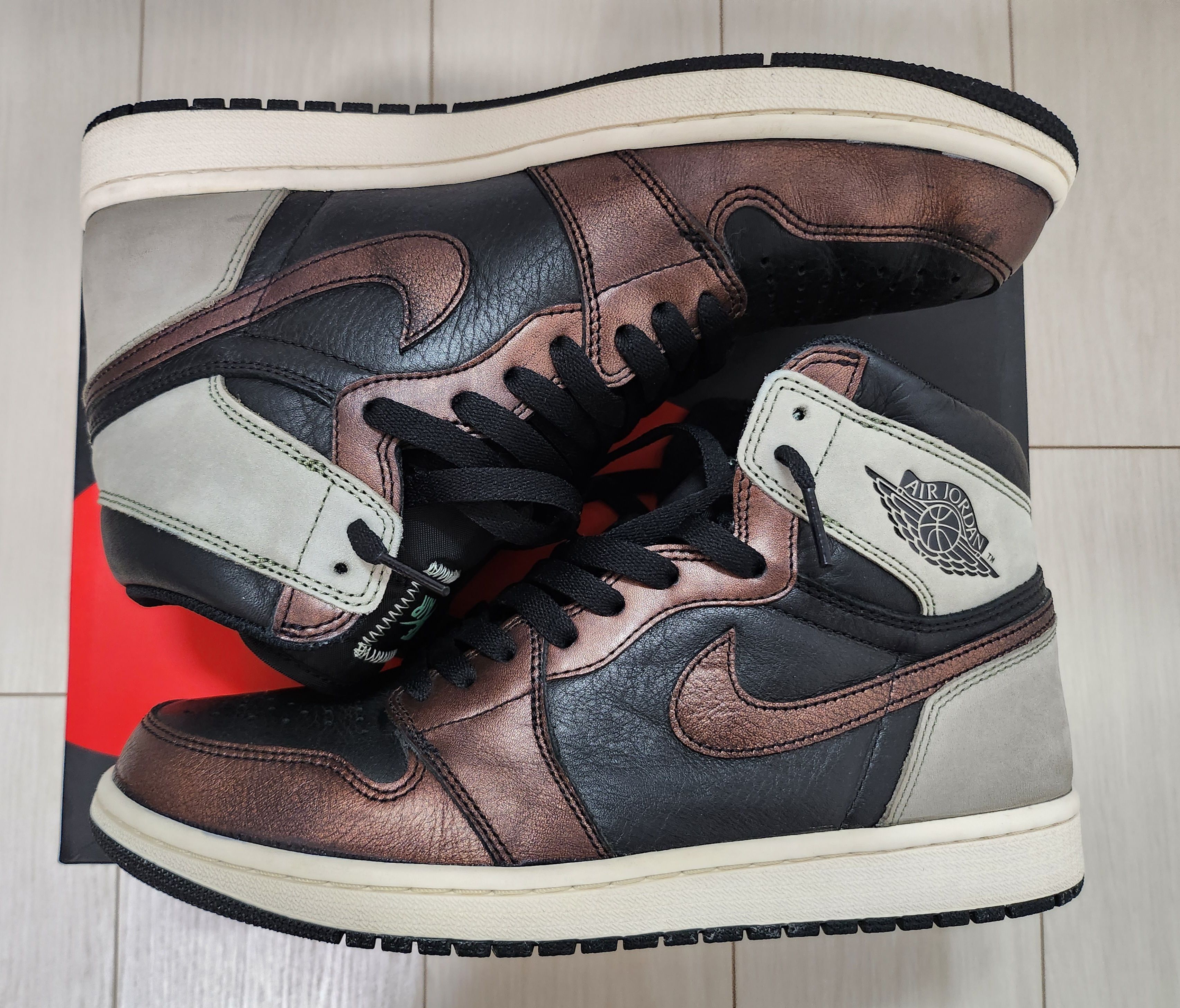 Nike Air Jordan 1 High OG "Rust Shadow"