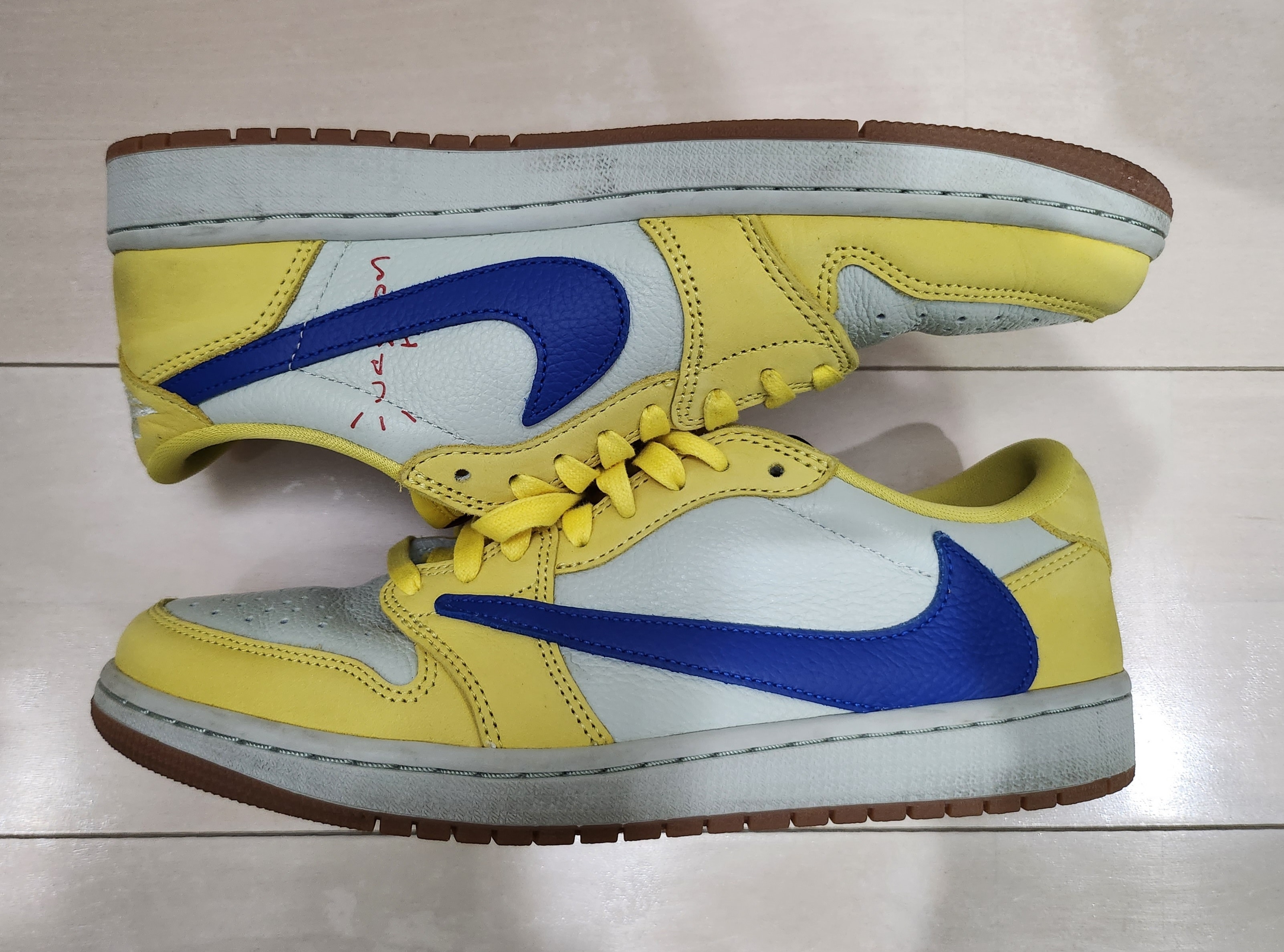Travis Scott × Nike Women's Air Jordan 1 Retro Low OG "Canary"