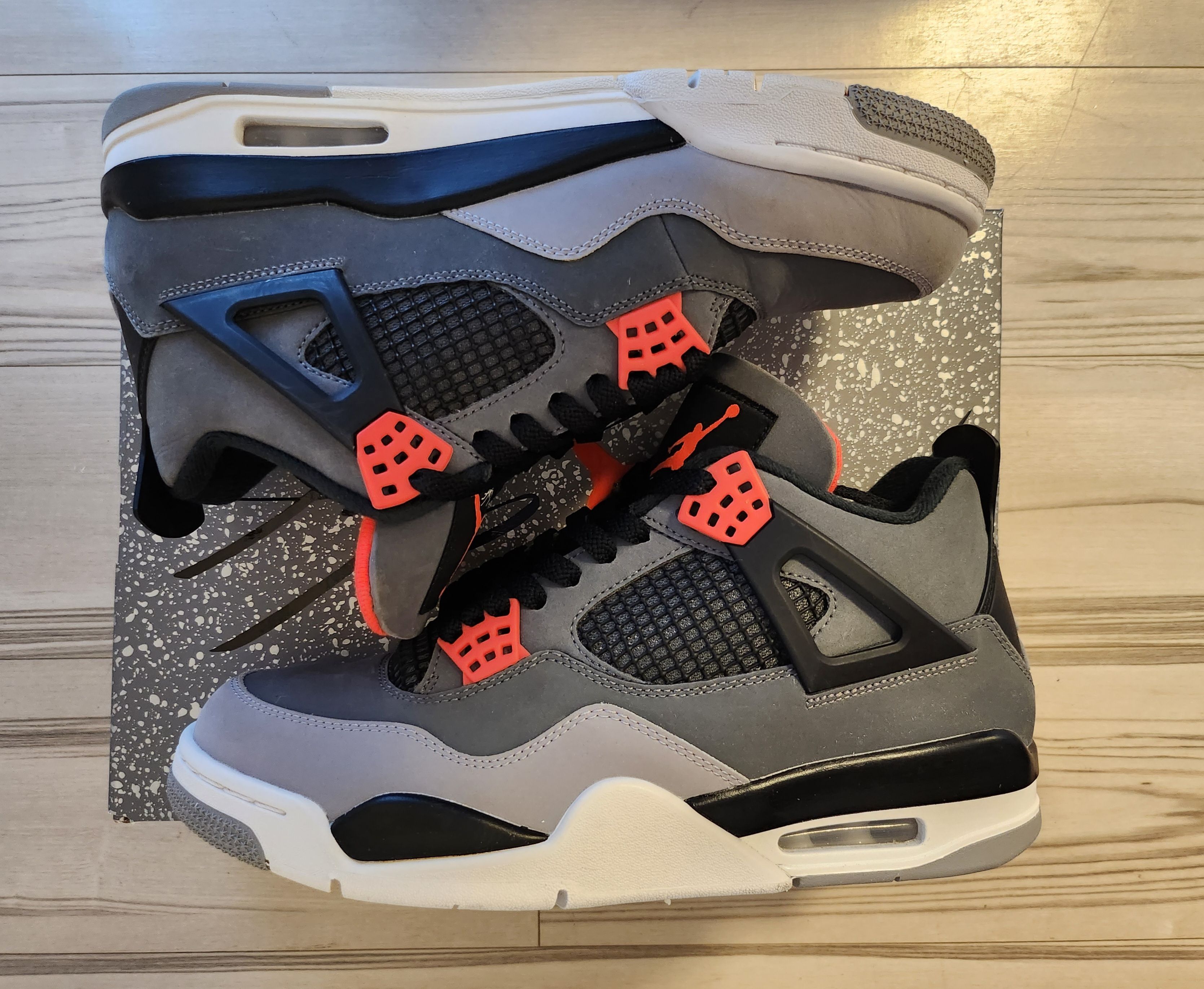 Nike Air Jordan 4 Retro "Infrared 23"