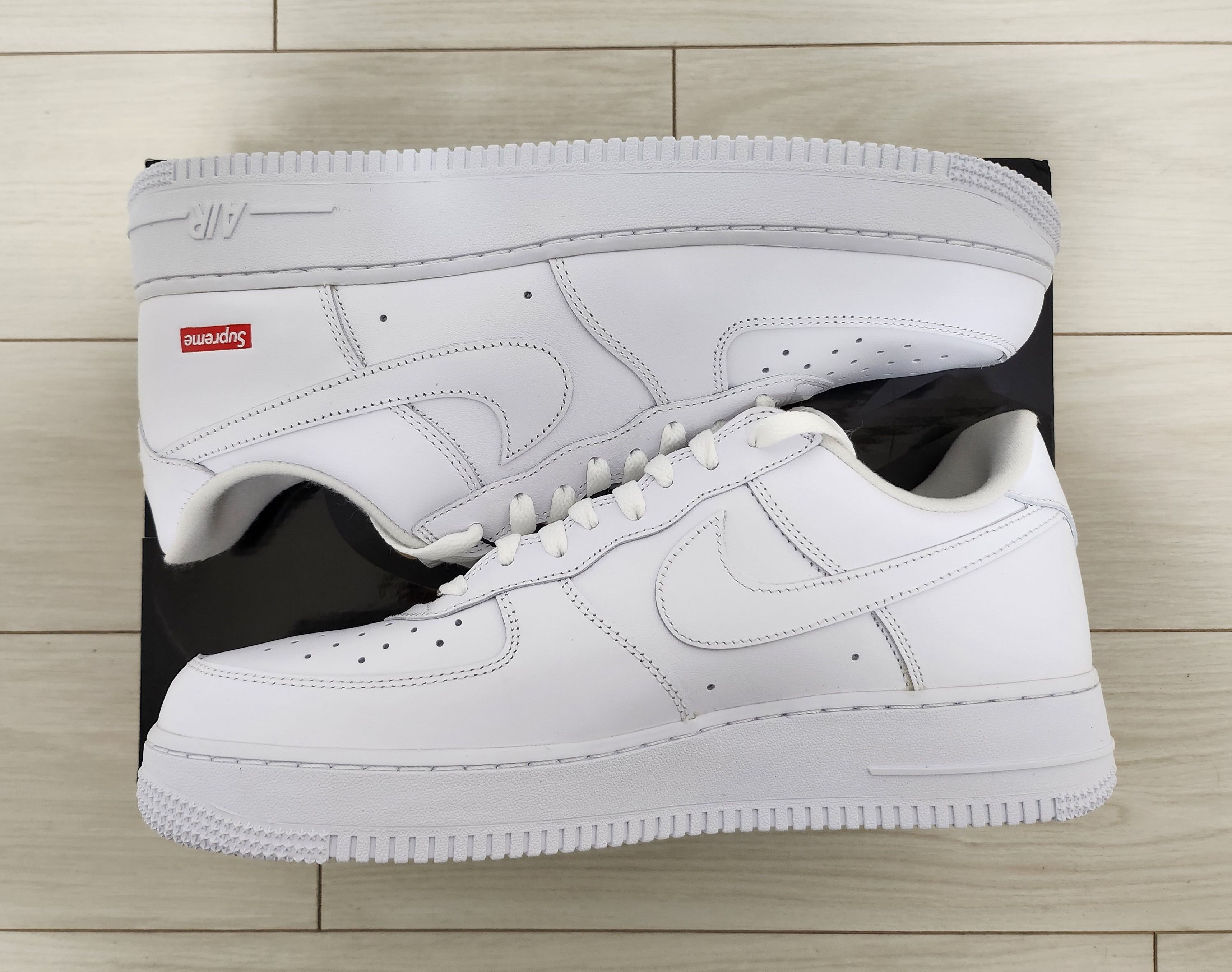 Supreme × Nike Air Force 1 Low "White"