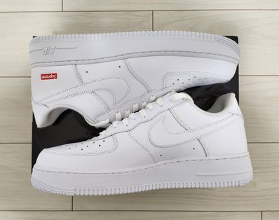 Supreme × Nike Air Force 1 Low "White"