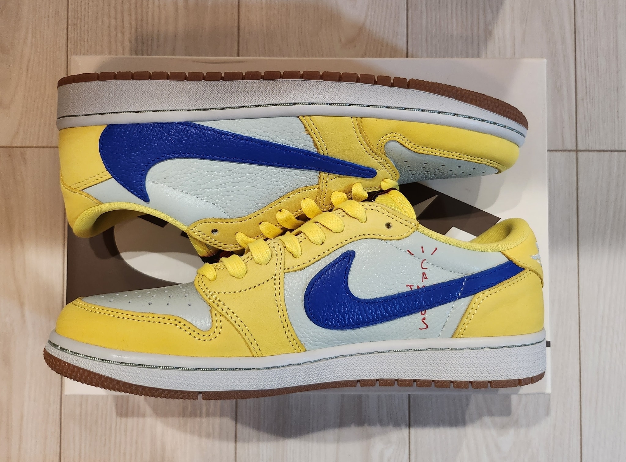 Travis Scott × Nike Women's Air Jordan 1 Retro Low OG "Canary"