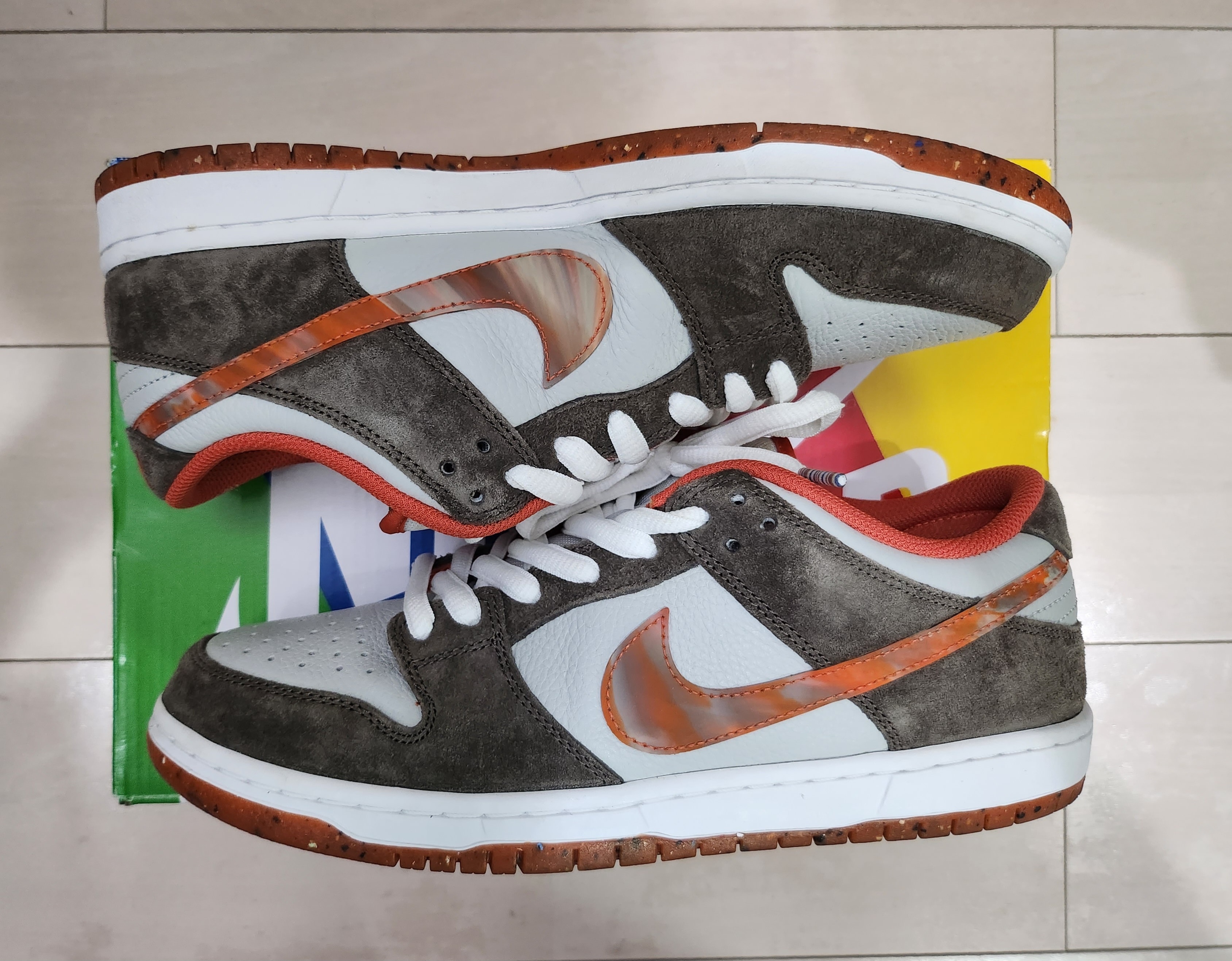 Crushed Skate Shop × Nike SB Dunk Low QS "Olive Grey/Mantra Orange"
