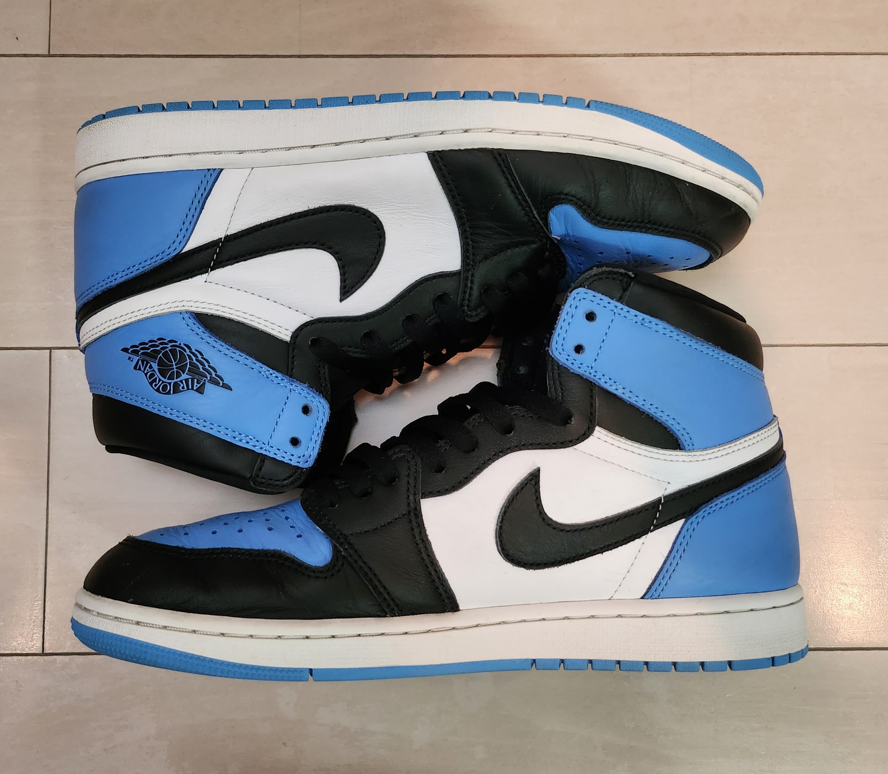 Nike Air Jordan 1 Retro High OG "University Blue/UNC Toe"