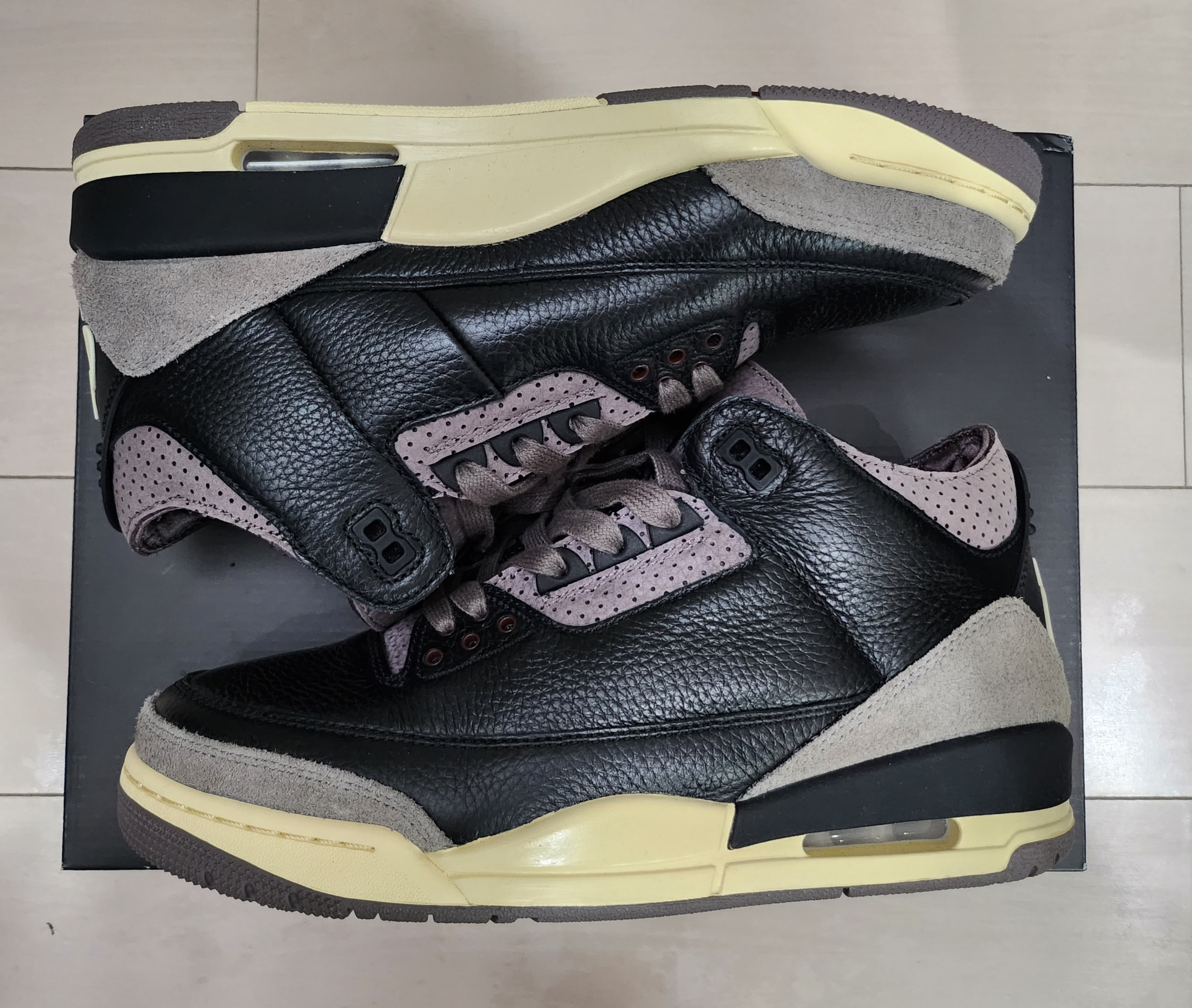 A Ma Maniere × Nike Women's Air Jordan 3 Retro OG SP "Black and Flat Pewter/WYWS"