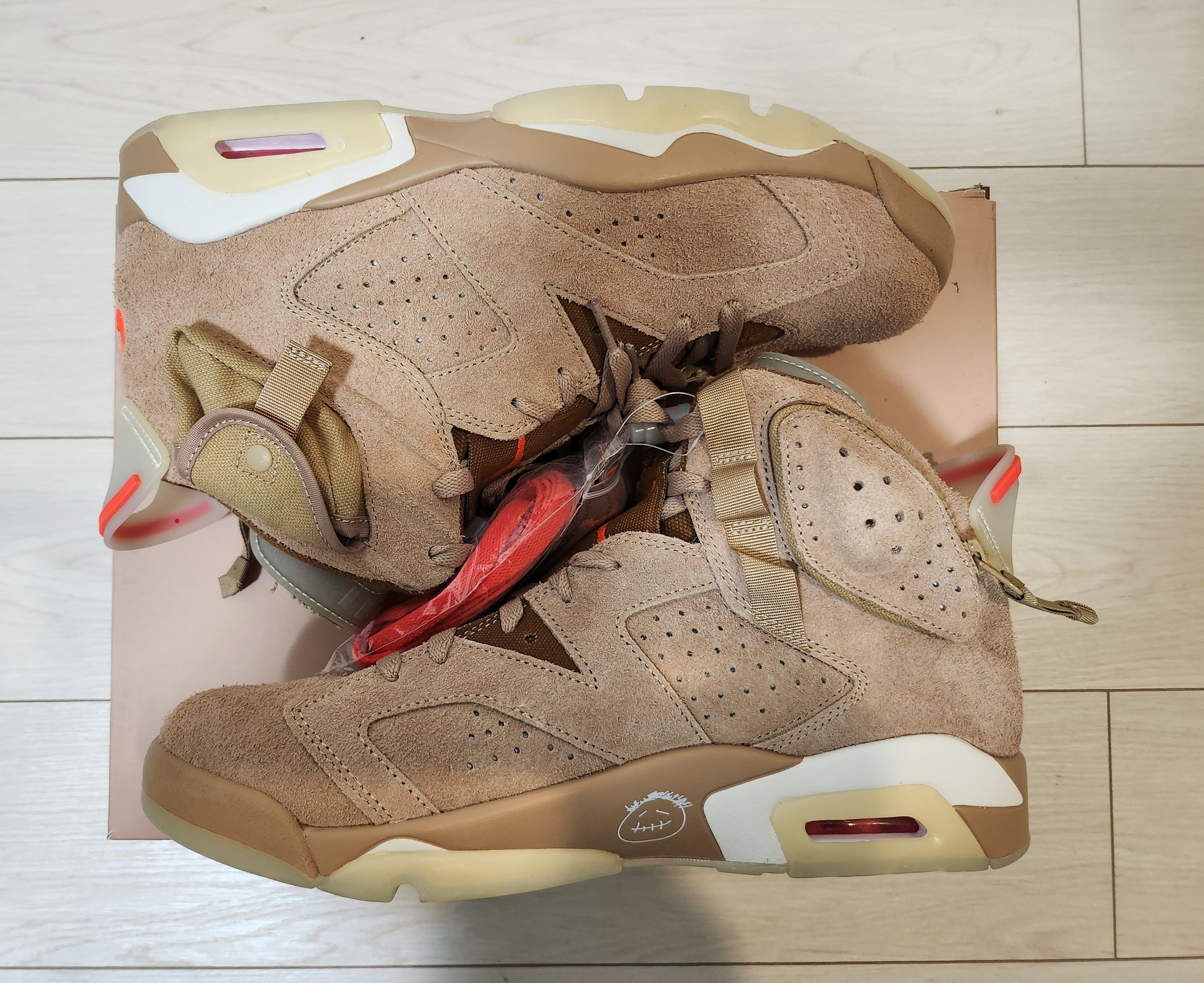 Travis Scott × Nike Air Jordan 6 "British Khaki"