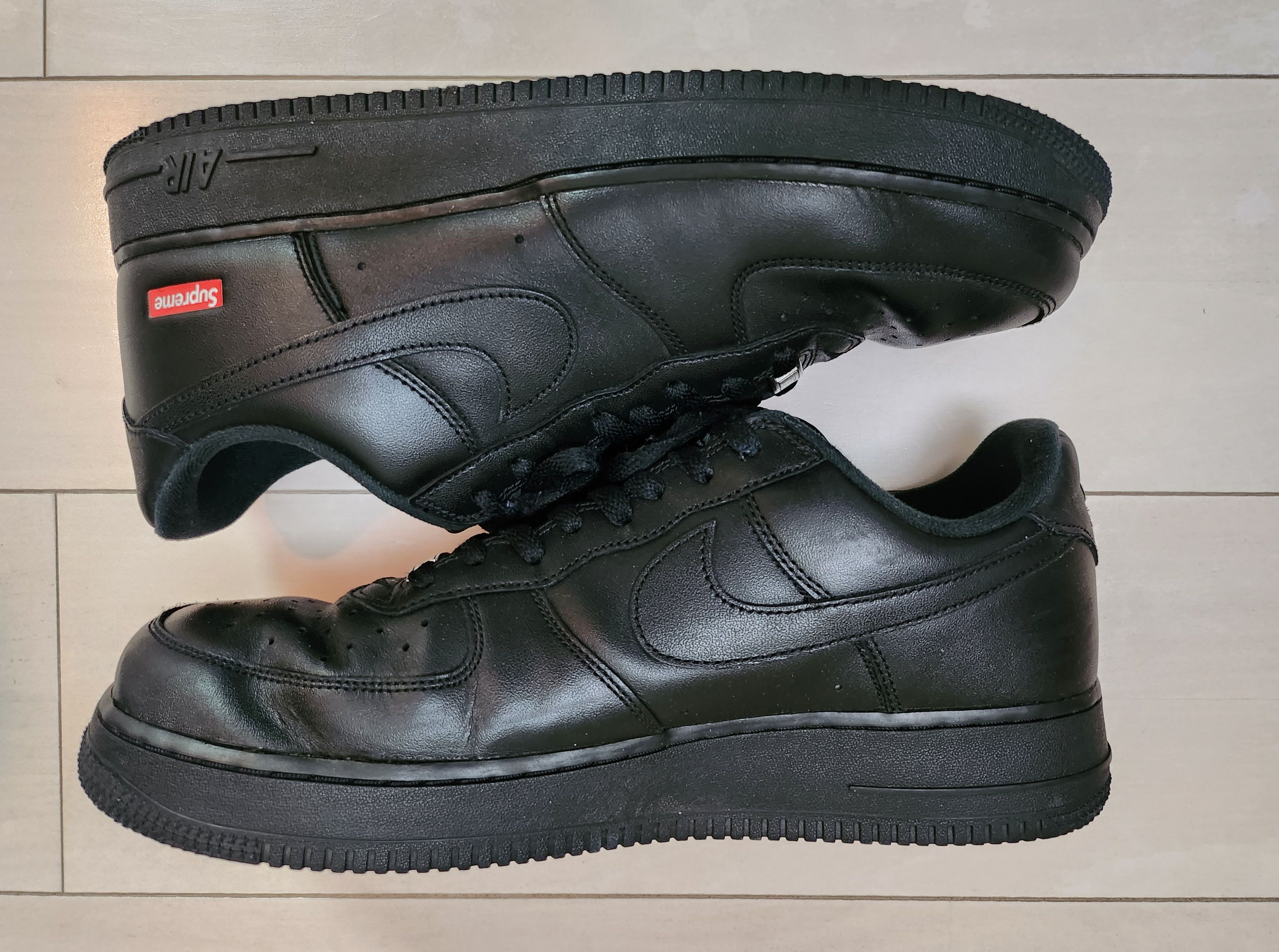 Supreme × Nike Air Force 1 Low "Black"