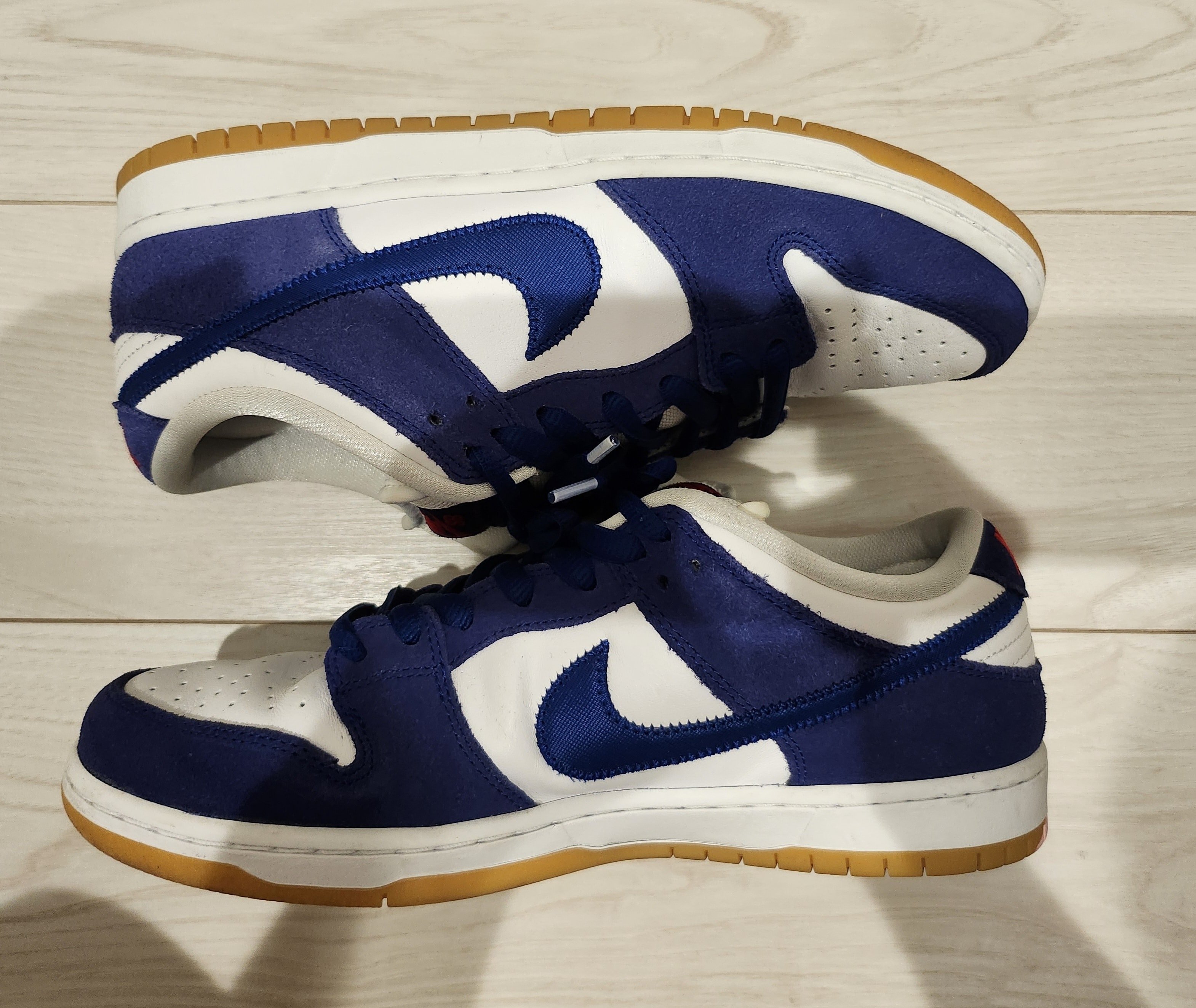 Nike SB Dunk Low "Los Angeles Dodgers/Deep Royal Blue"
