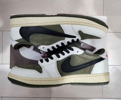 Travis Scott × Nike Air Jordan 1 Low OG SP "Reverse Olive"