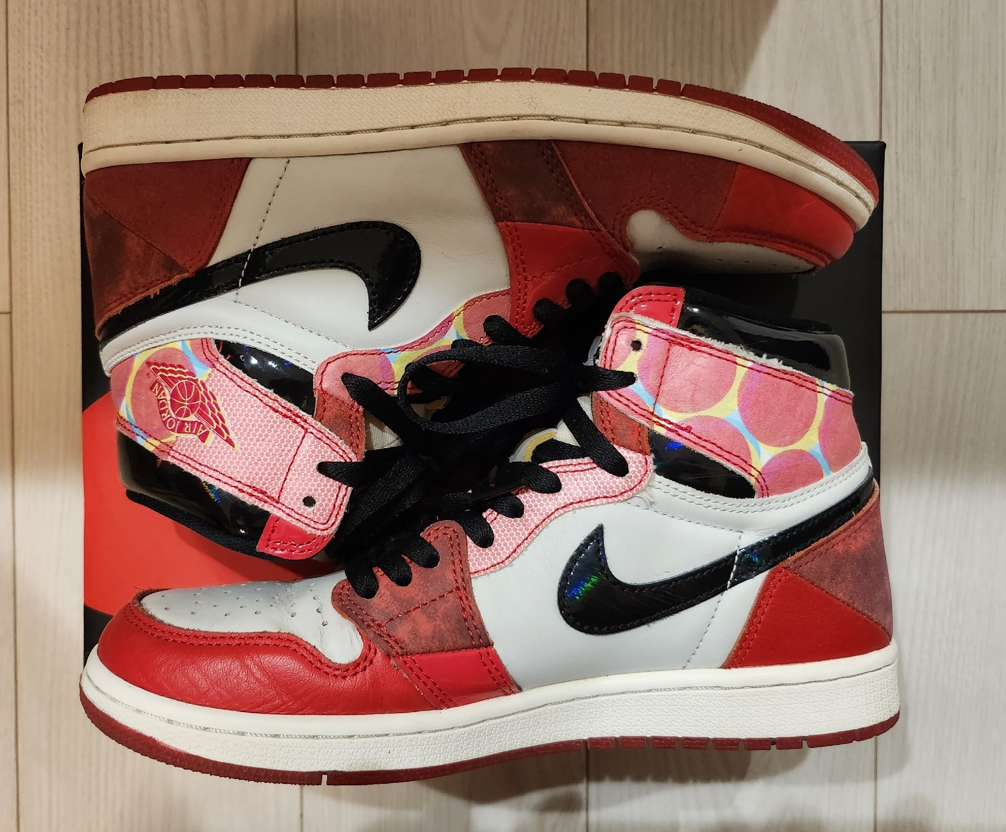 Spider-Man × Nike Air Jordan 1 Retro High OG SP "Spider-Man: Across the Spider-Verse/University Red"