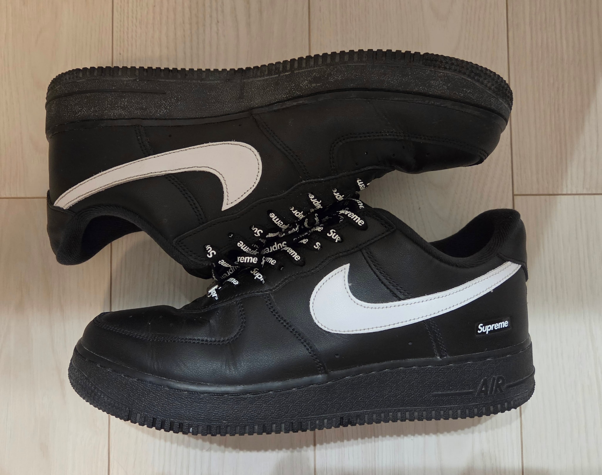 Supreme × Nike Air Force 1 Low "Black/White"
