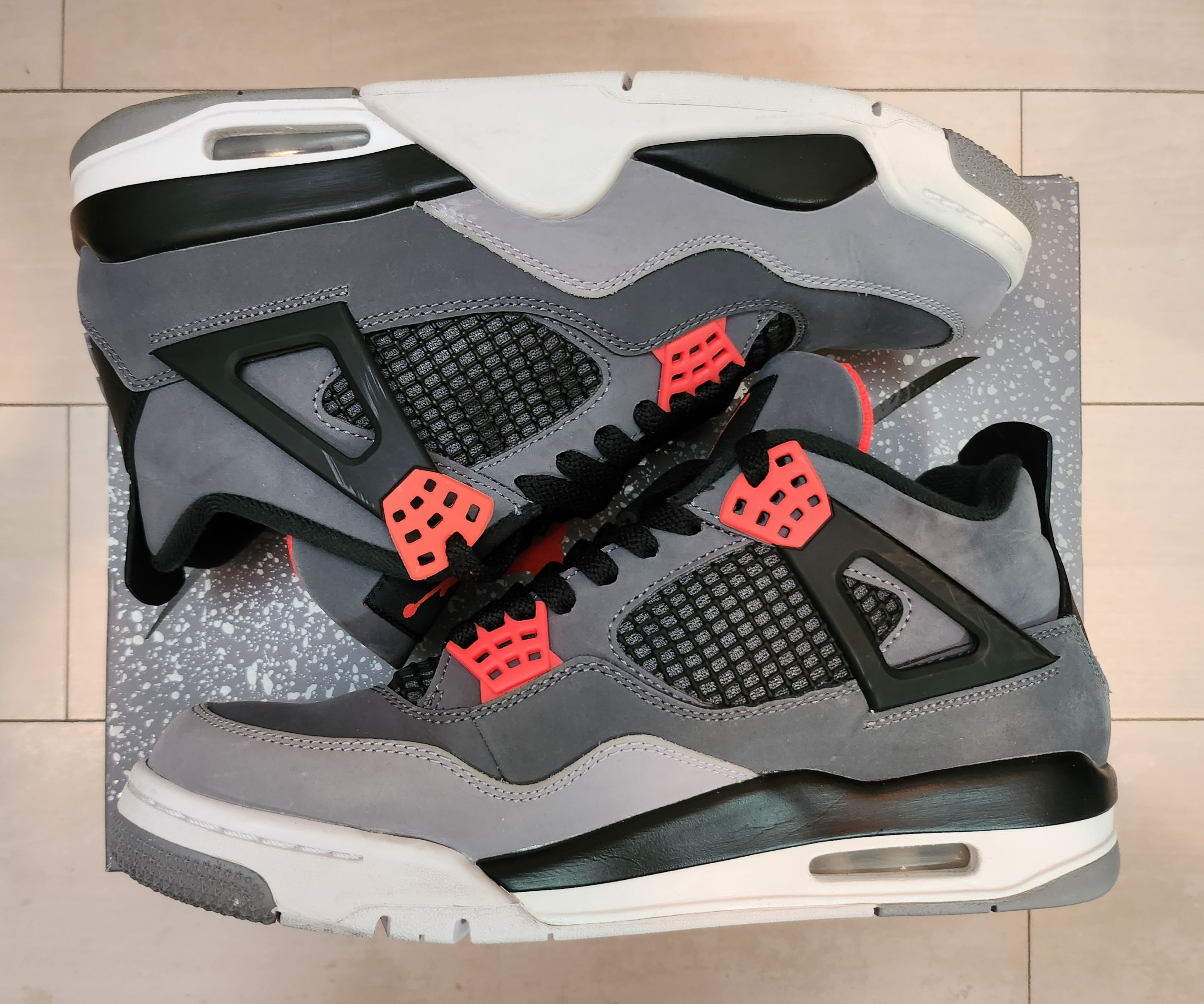 Nike Air Jordan 4 Retro "Infrared 23"