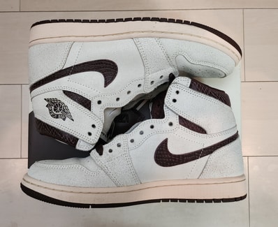 A Ma Maniere × Nike Air Jordan 1 Retro High OG "Sail and Burgundy"