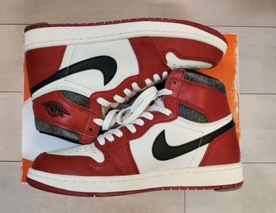 Nike Air Jordan 1 High OG "Lost & Found/Chicago"