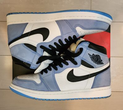 Nike Air Jordan 1 High OG "University Blue"