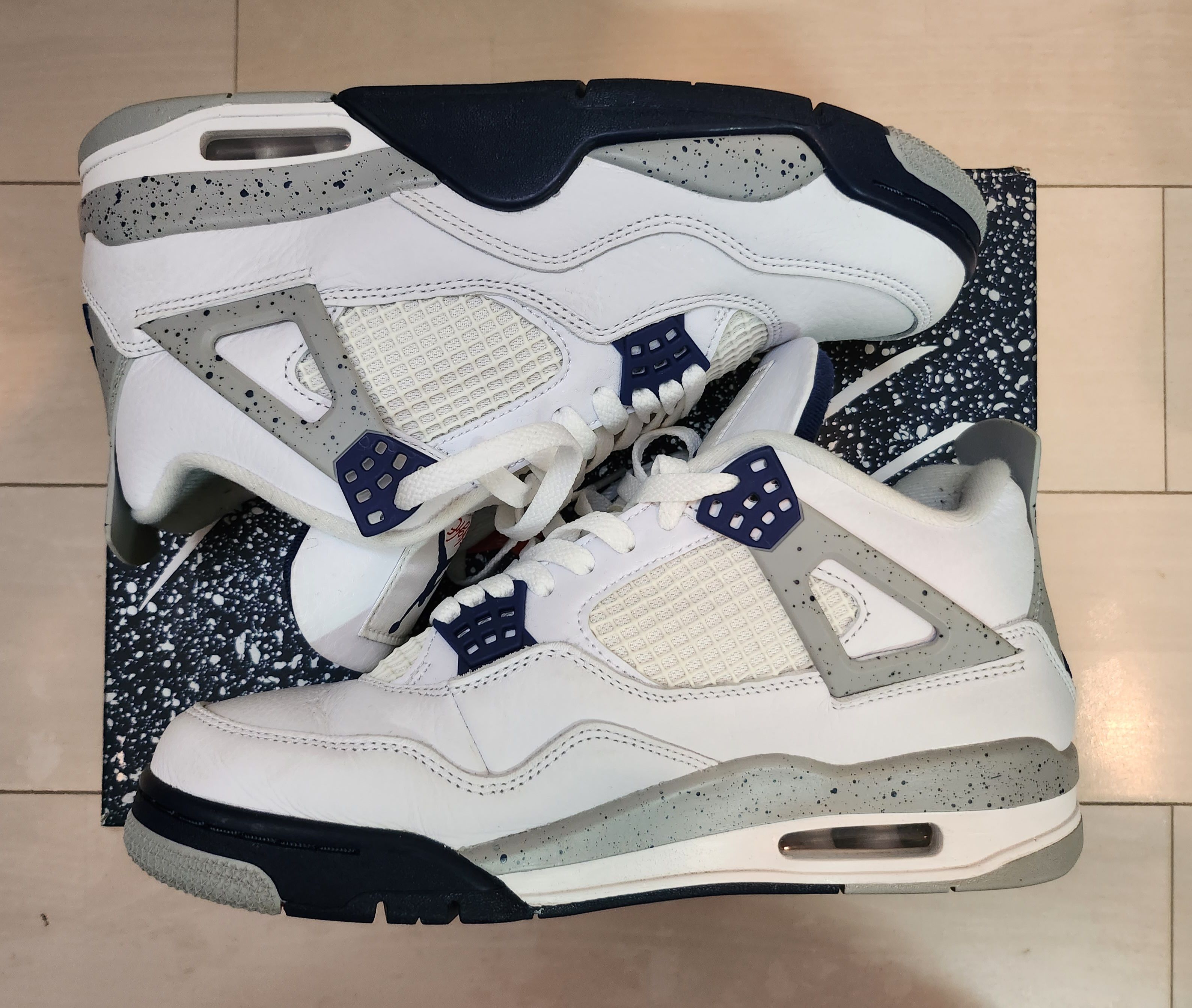 Nike Air Jordan 4 "Midnight Navy"