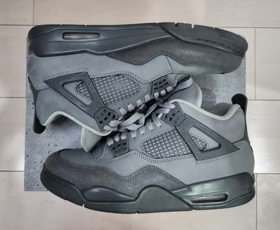 Nike Air Jordan 4 Retro SE "Wet Cement"