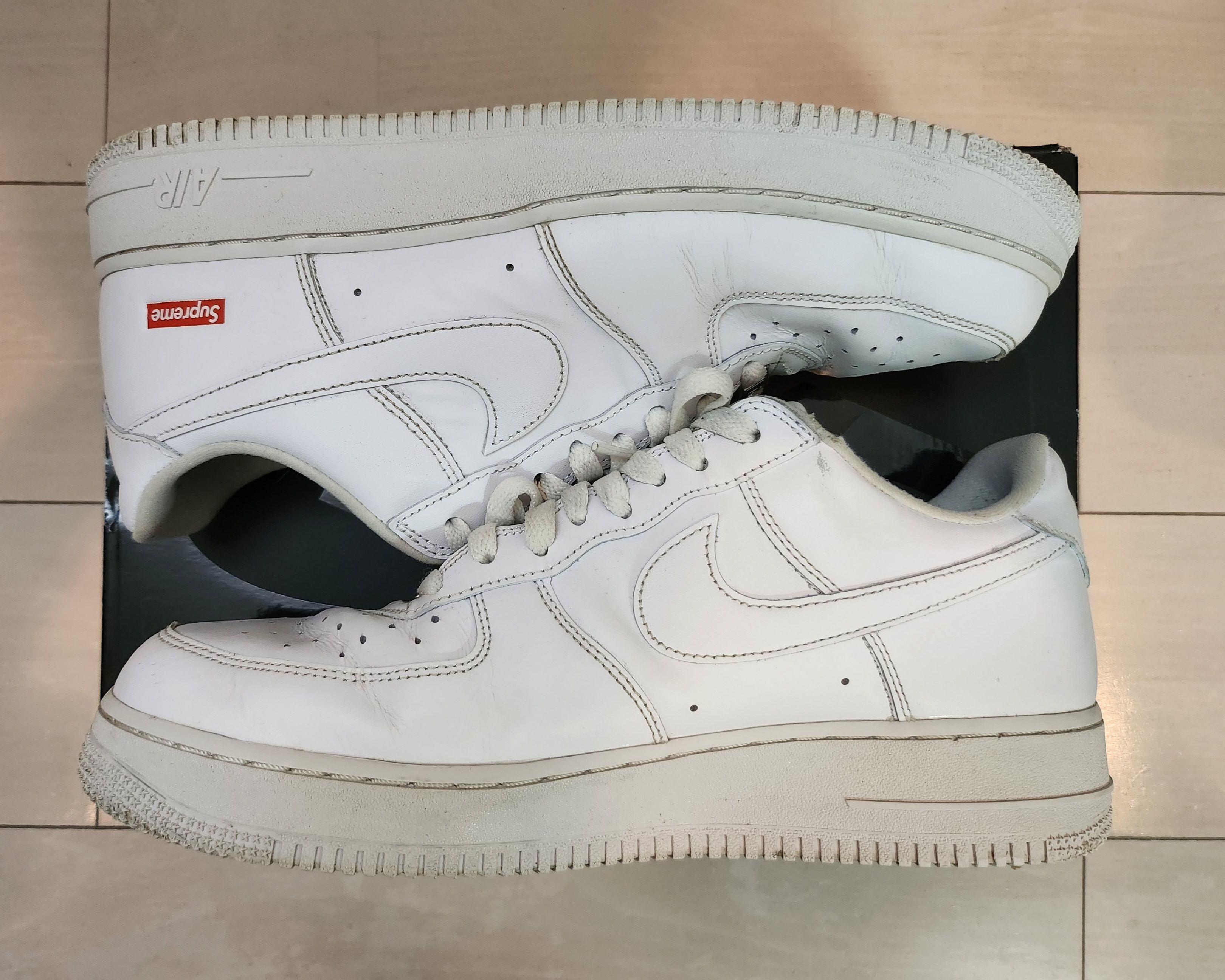 Supreme × Nike Air Force 1 Low "White"