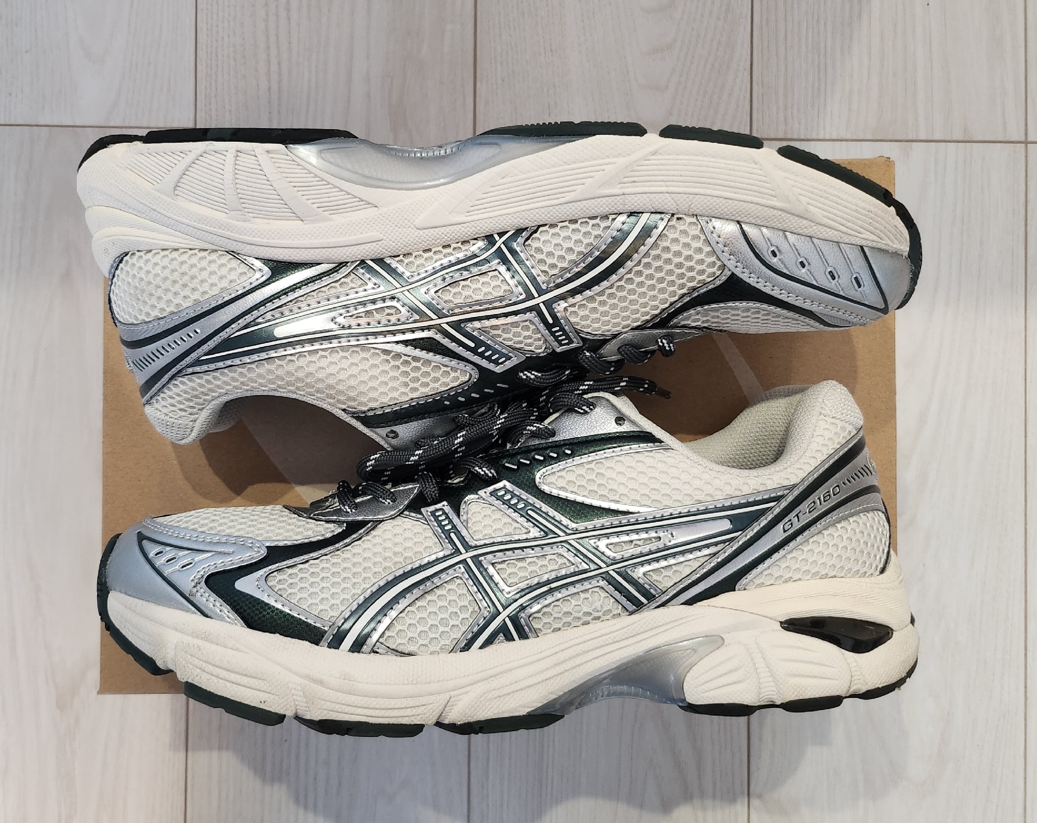KITH × Asics Vintage Tech GT-2160 "Cream/Scarab" (1203A567-100)