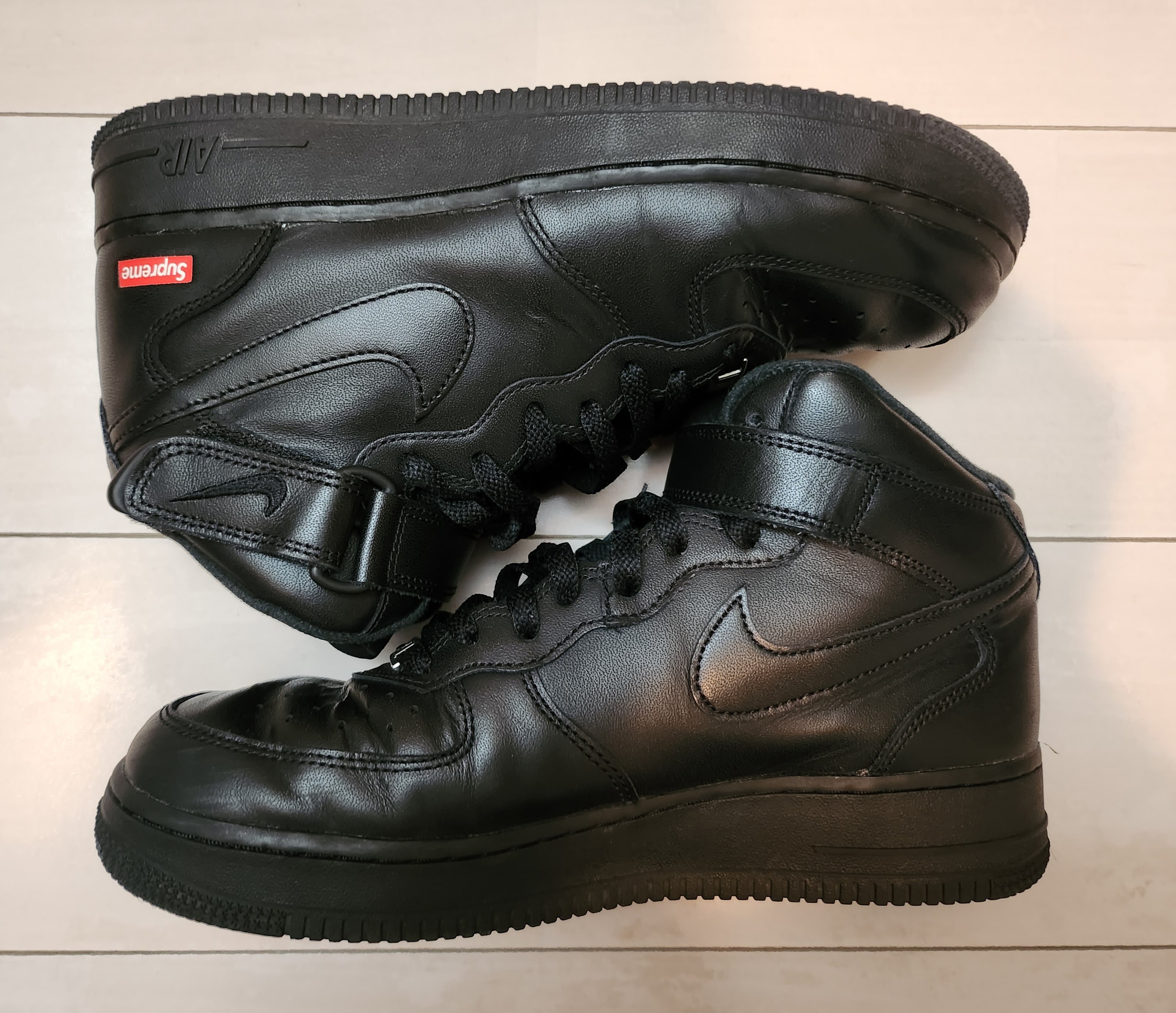 Supreme × Nike Air Force 1 Mid "Black" FW24