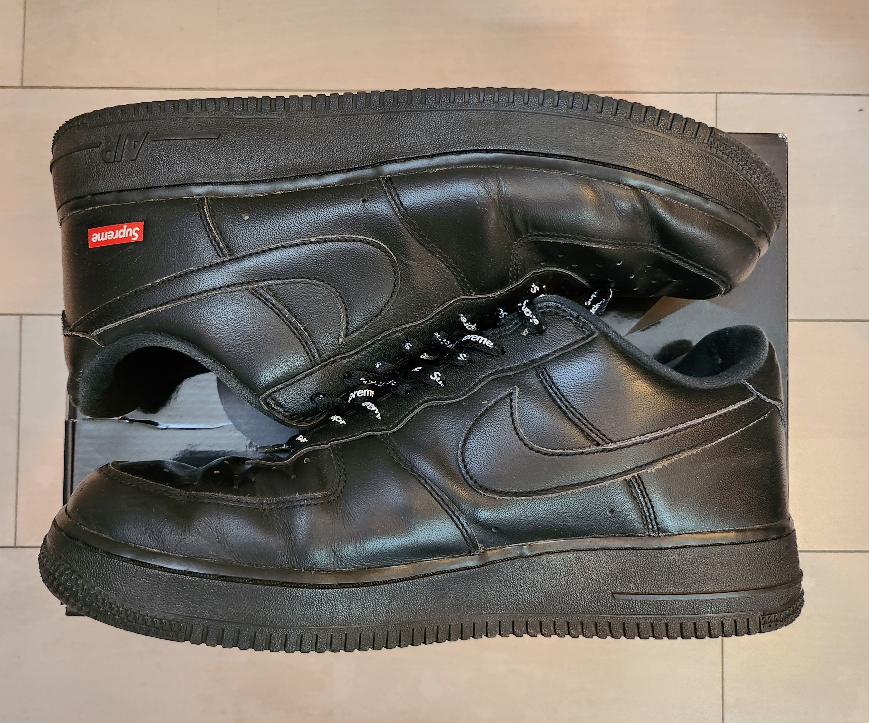 Supreme × Nike Air Force 1 Low "Black"
