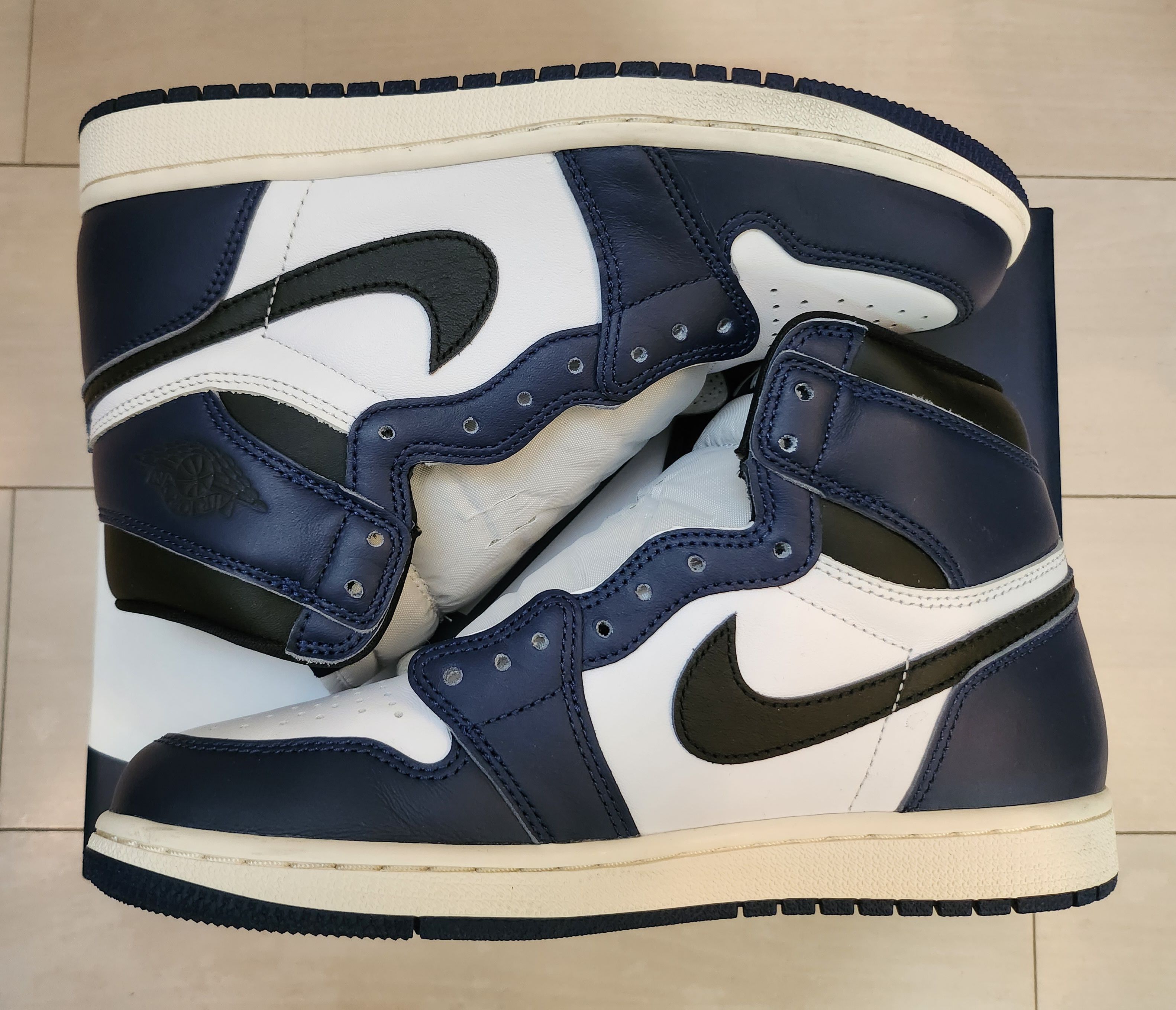 Nike Air Jordan 1 Retro High OG "Midnight Navy"