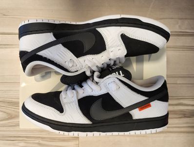 TIGHTBOOTH × Nike SB Dunk Low Pro QS "Black and White"