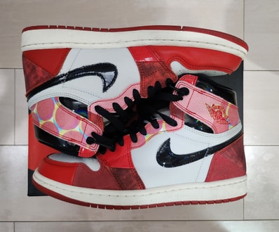 Spider-Man × Nike Air Jordan 1 Retro High OG SP "Spider-Man: Across the Spider-Verse/University Red"