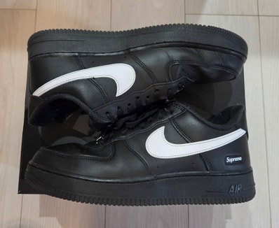 Supreme × Nike Air Force 1 Low "Black/White"