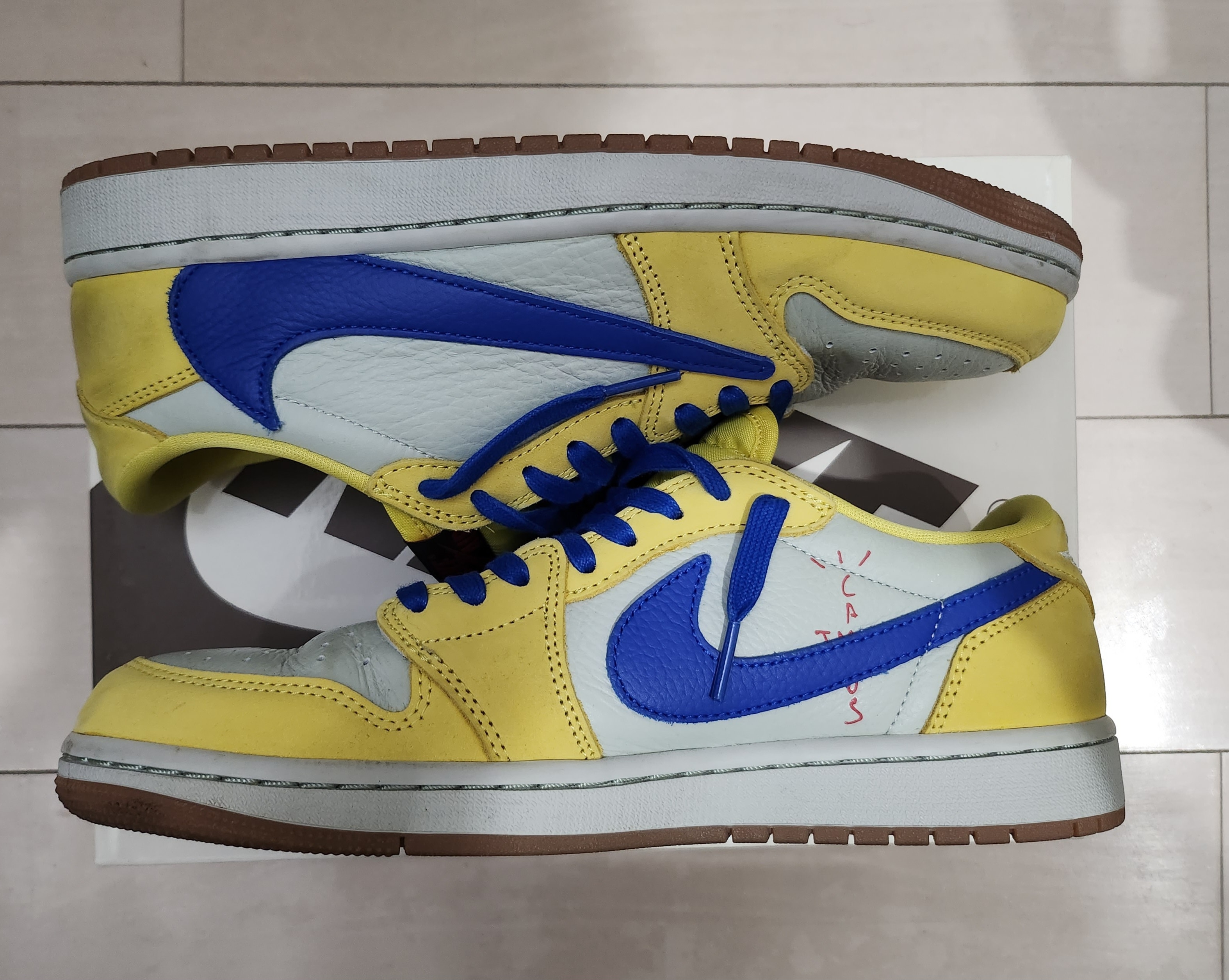 Travis Scott × Nike Women's Air Jordan 1 Retro Low OG "Canary"