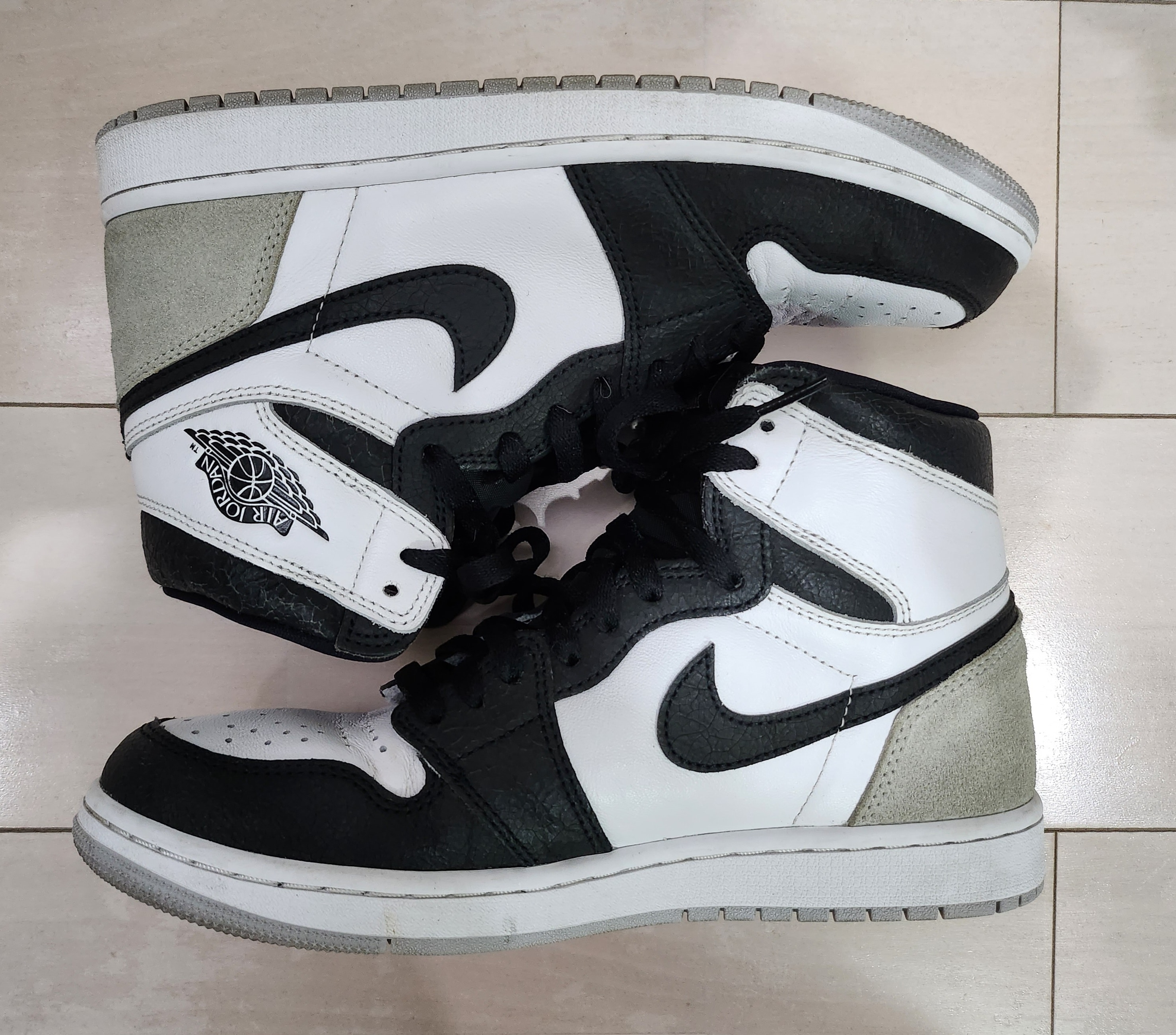 Nike Air Jordan 1 High OG "Bleached Coral"