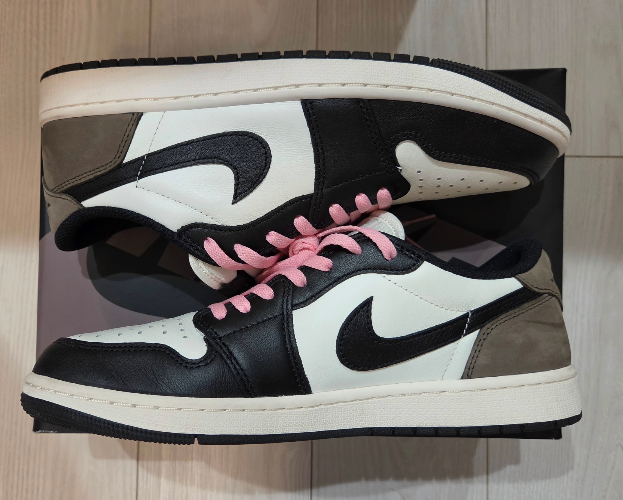 Nike Air Jordan 1 Retro Low OG "Mocha"