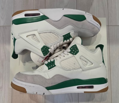 Nike SB × Air Jordan 4 Retro SP "Pine Green"