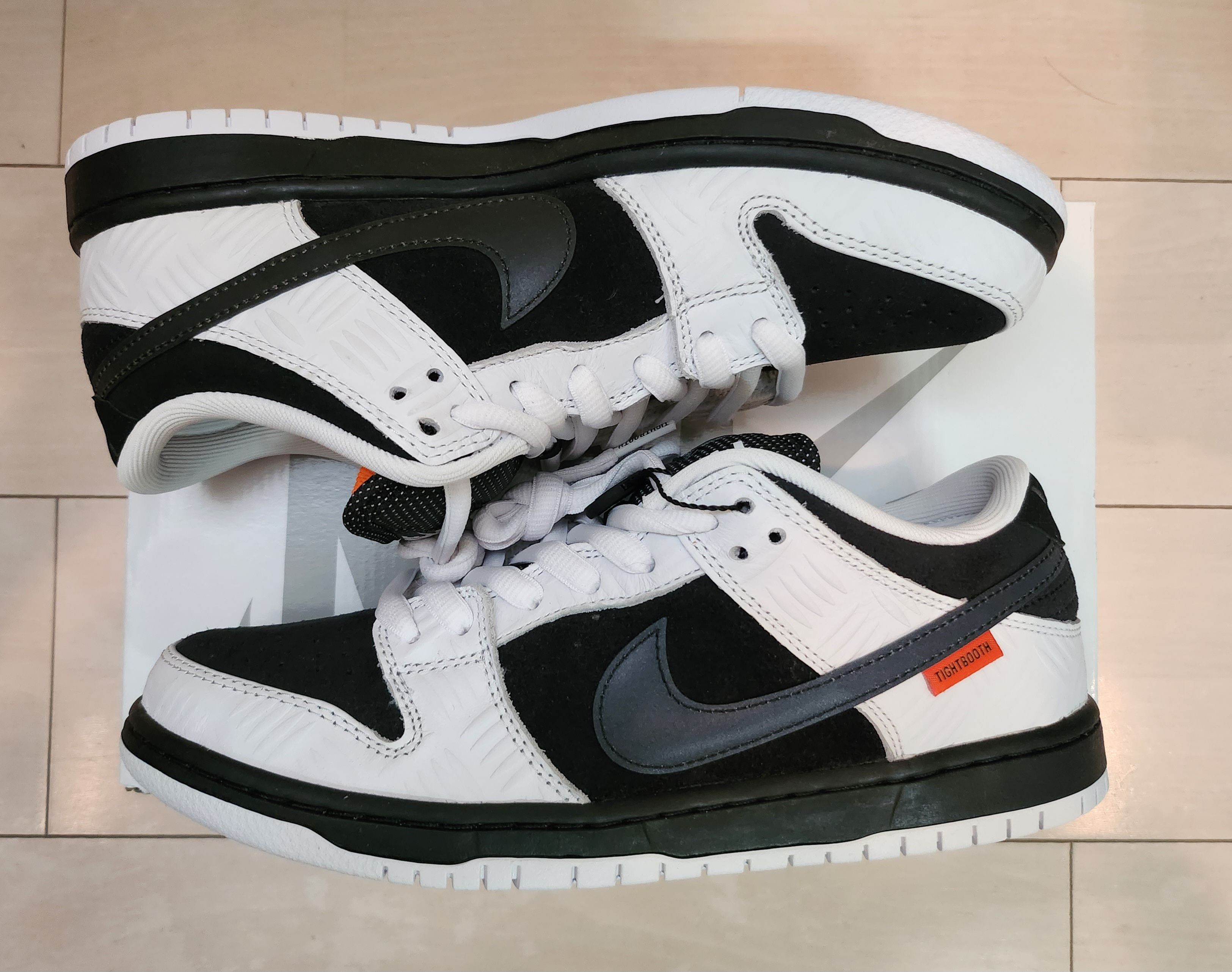 TIGHTBOOTH × Nike SB Dunk Low Pro QS "Black and White"