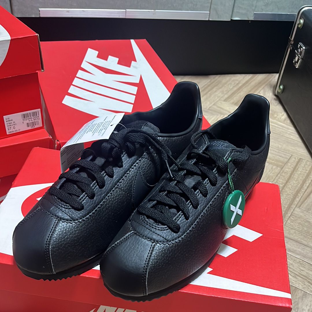Nike Classic Cortez Leather "Triple Black"