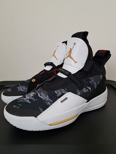 Air jordan 33 shop silver and black