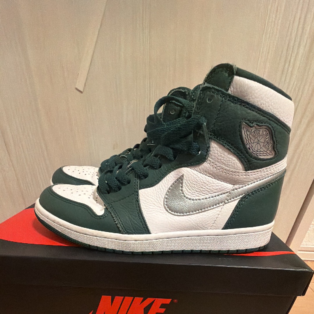 Nike Air Jordan 1 High Retro OG "Gorge Green"