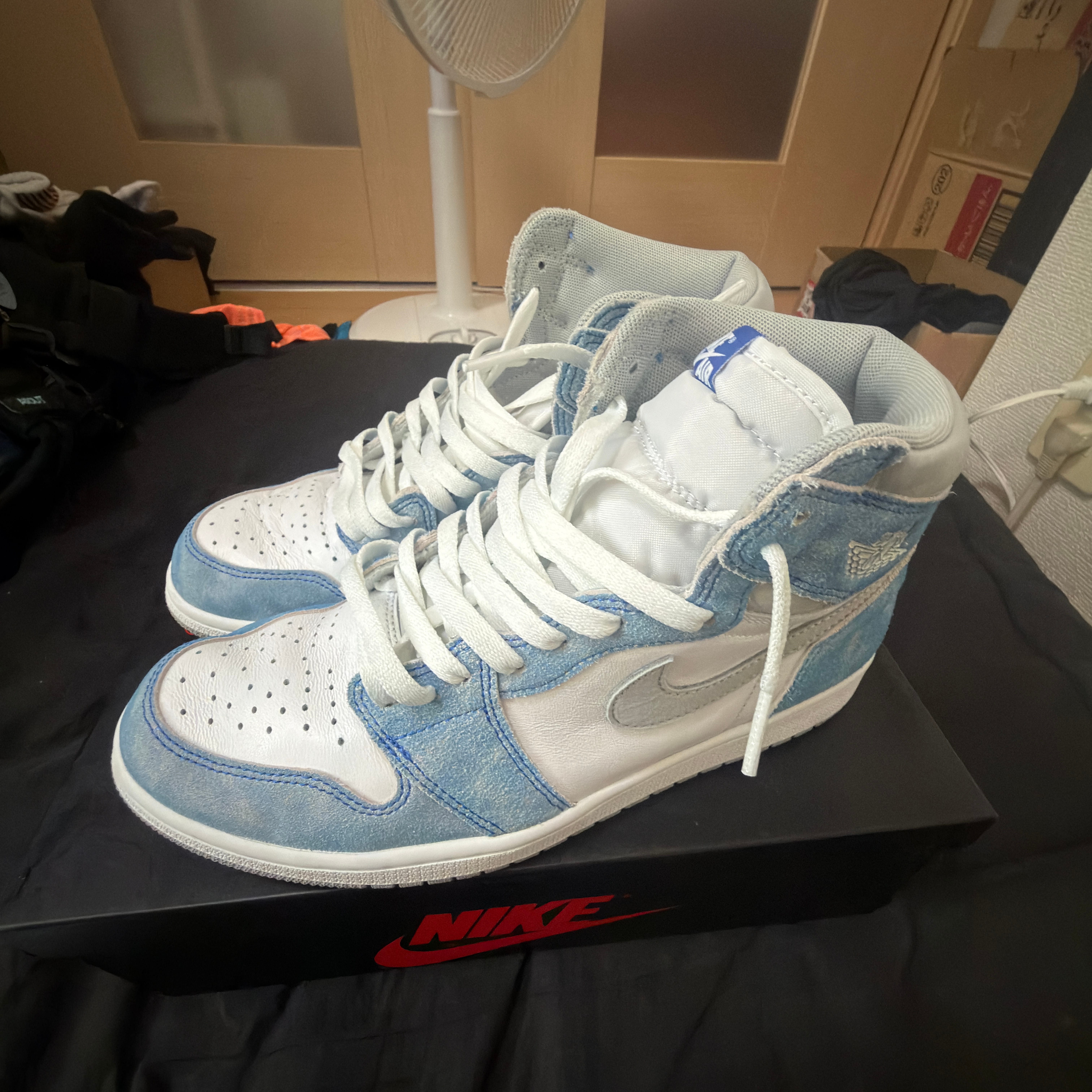 Nike Air Jordan 1 High OG "Hyper Royal"