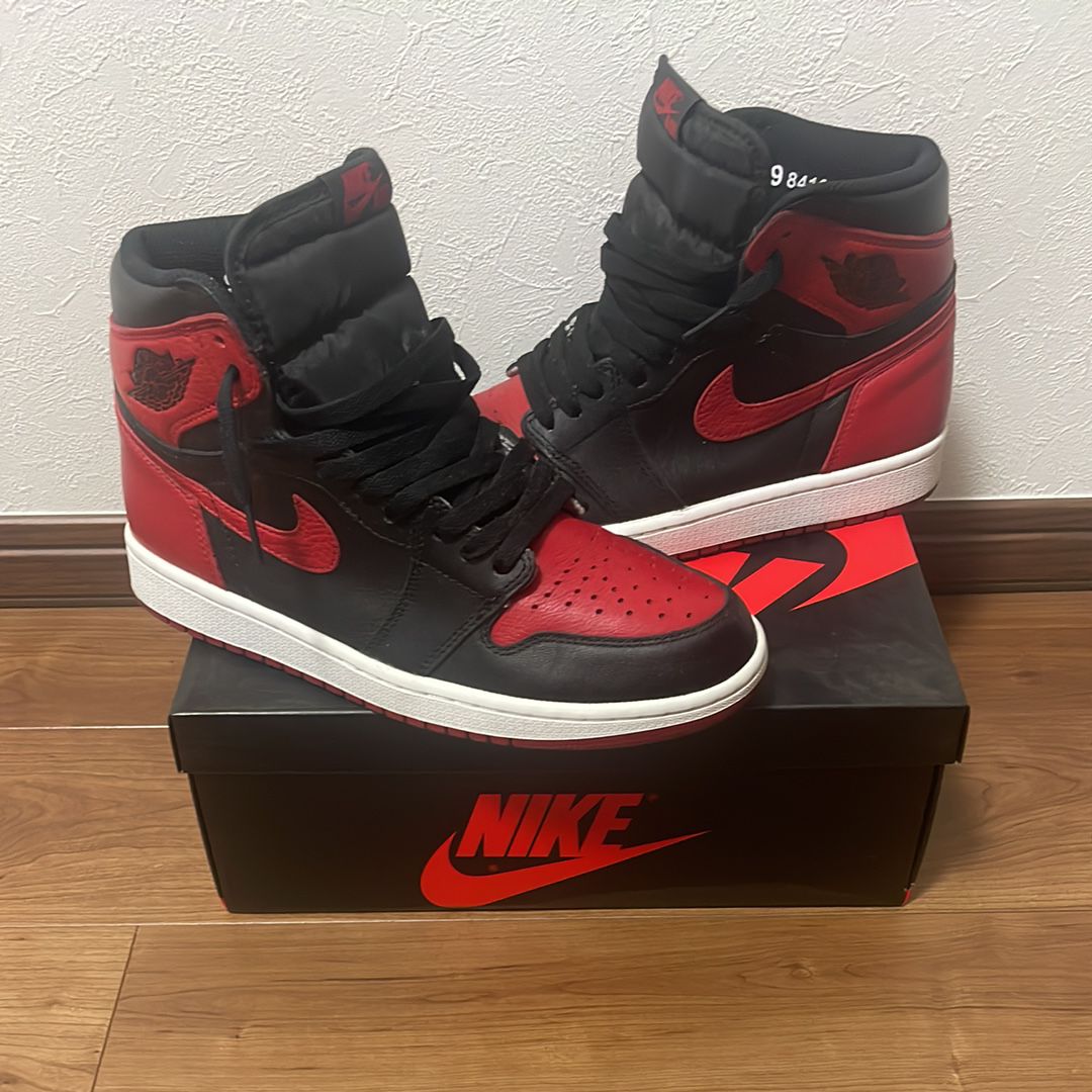 Nike Air Jordan 1 Retro High OG "Bred/Banned" (2016)