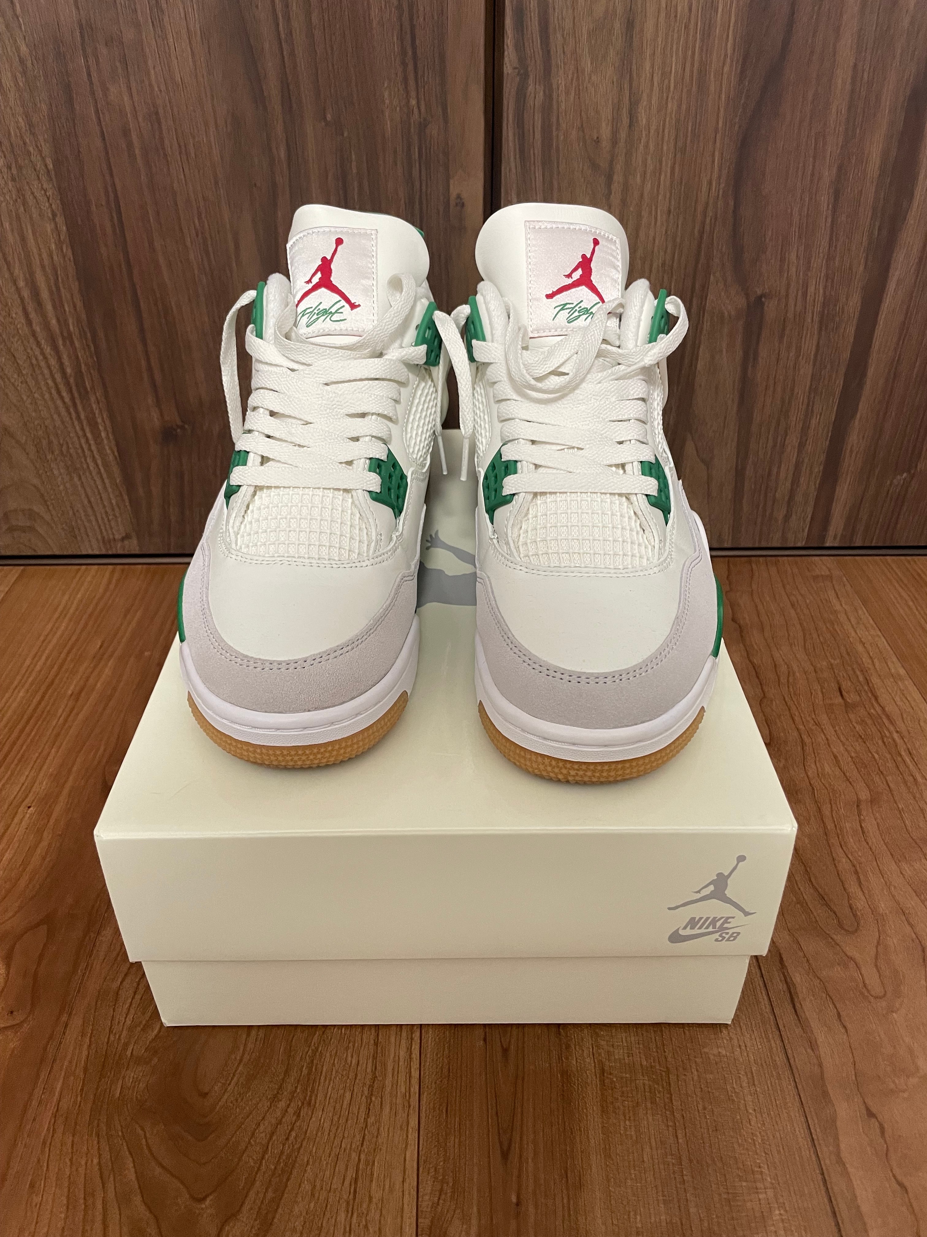 Nike SB × Air Jordan 4 Retro SP "Pine Green"