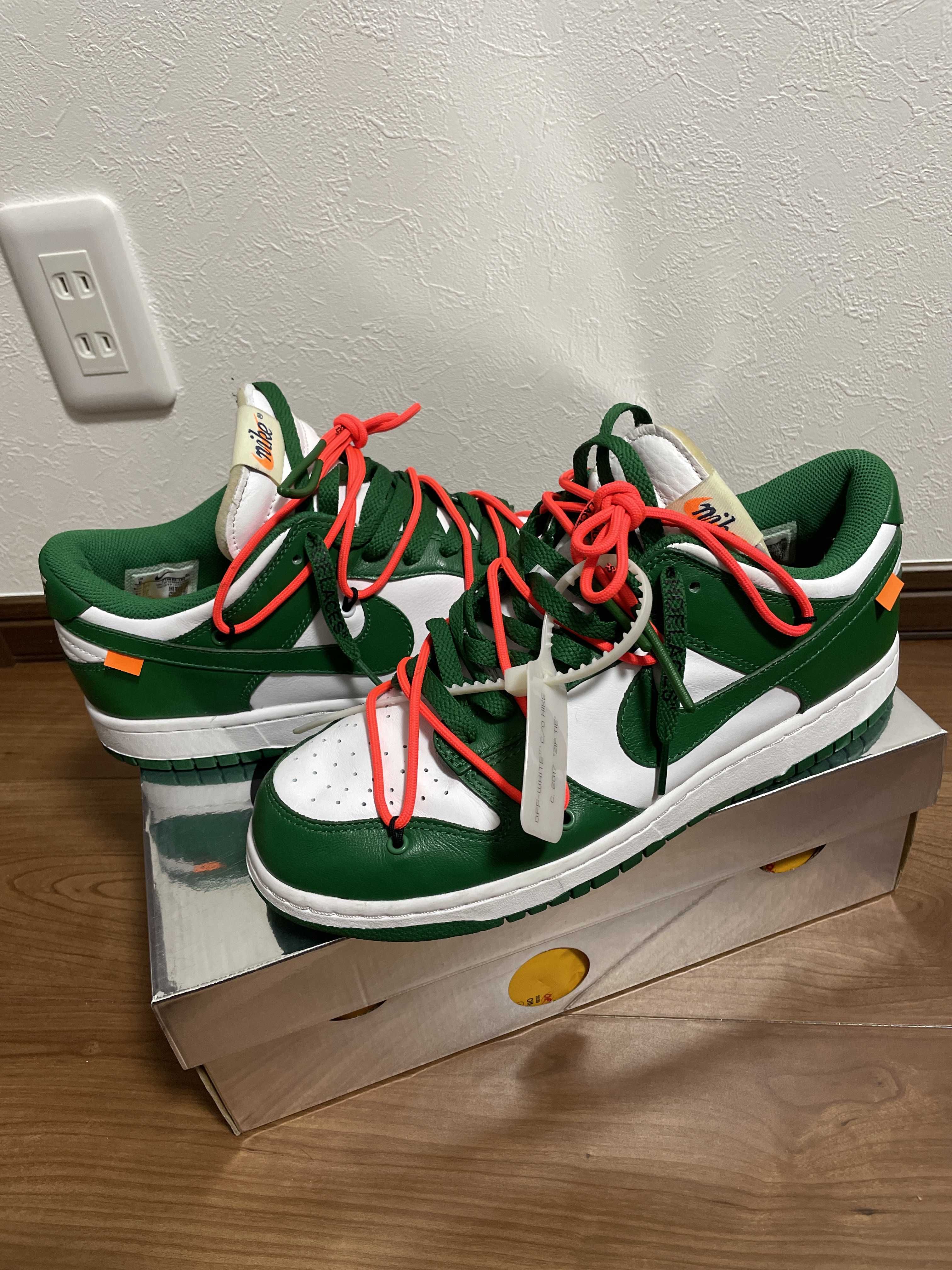Off-White × Nike Dunk Low "White/Pine Green"