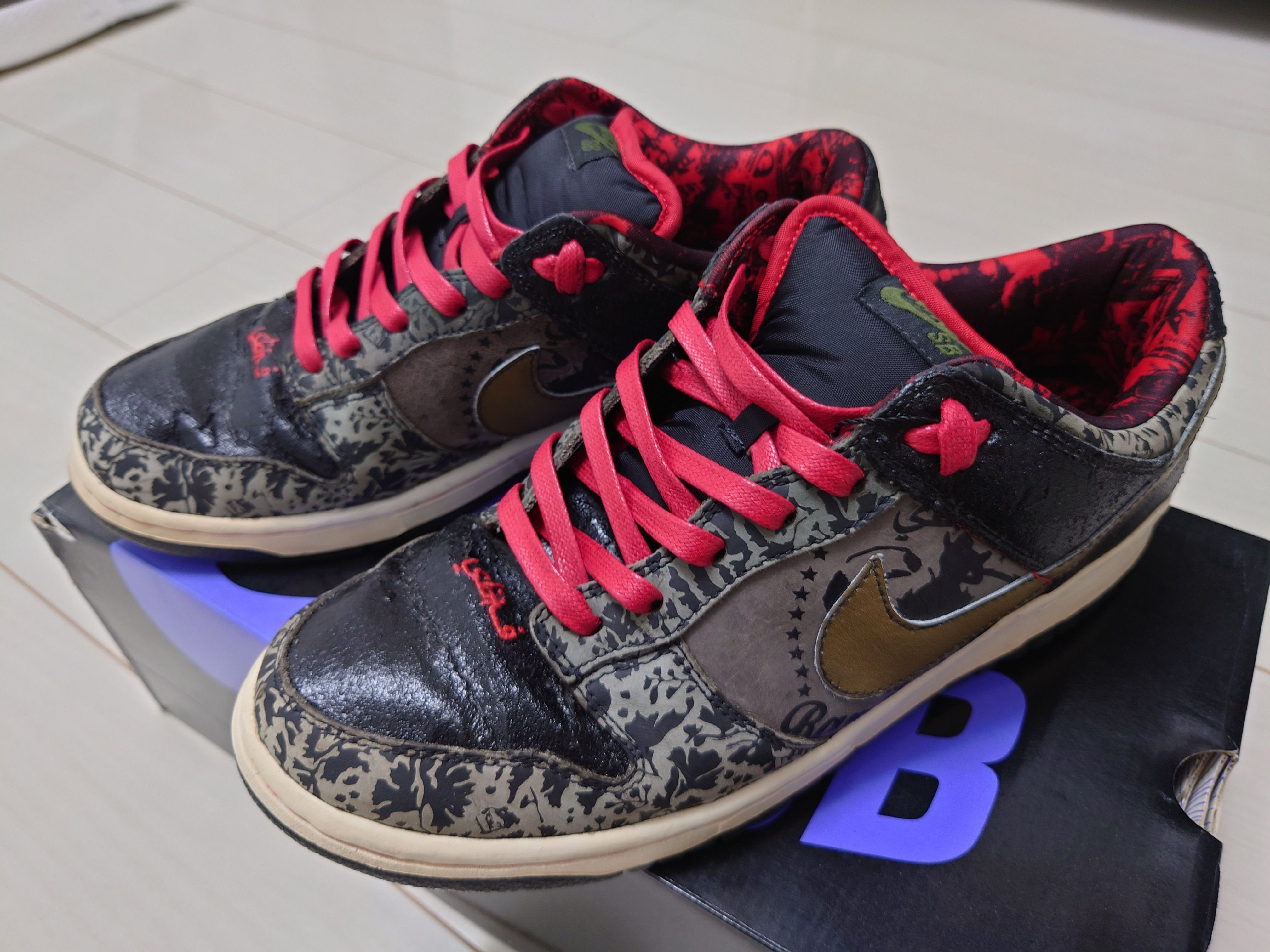 Nike SB Dunk Low "SBTG"