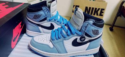 Nike Air Jordan 1 High OG "University Blue"