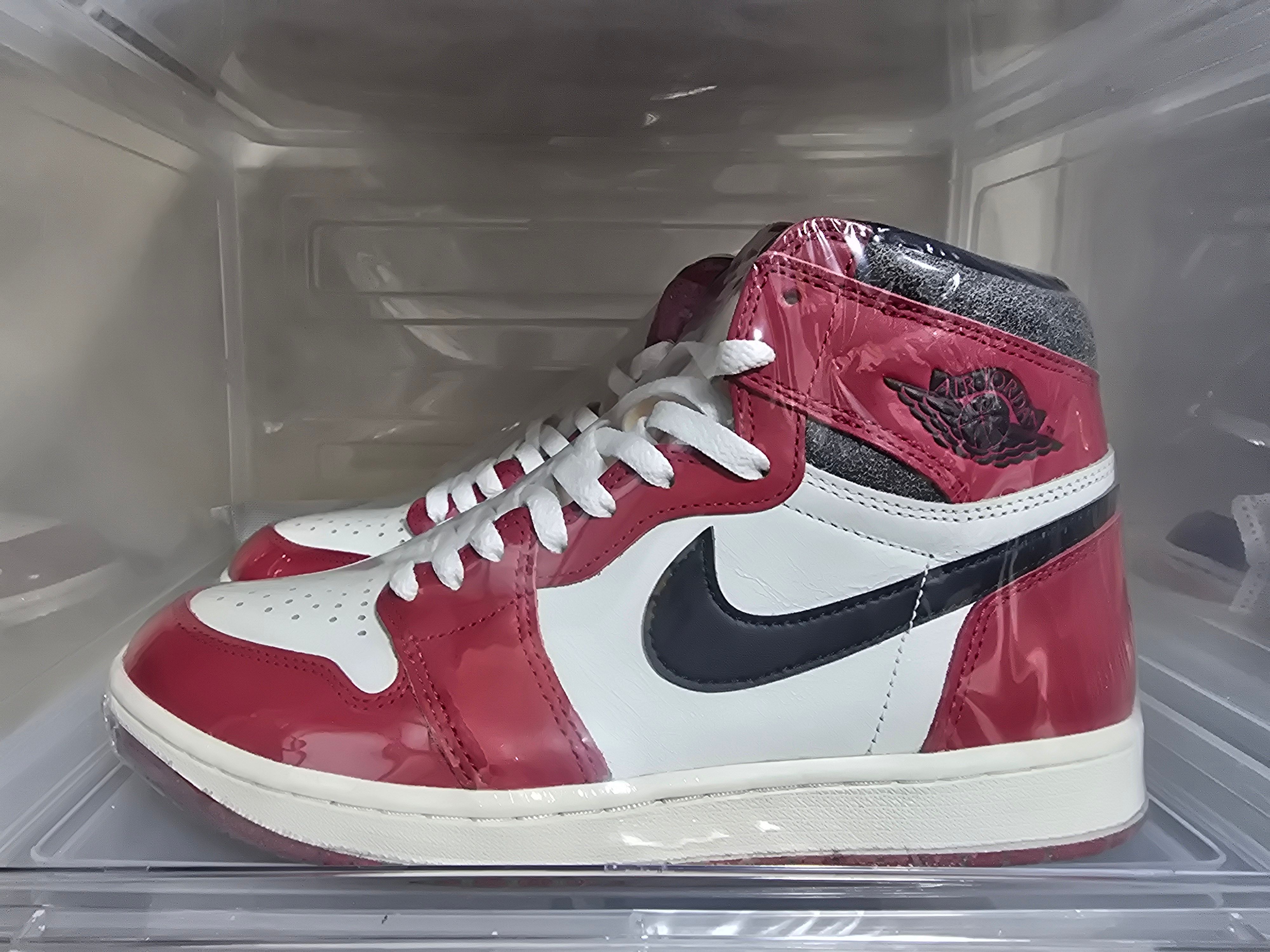 Nike Air Jordan 1 High OG "Lost & Found/Chicago"