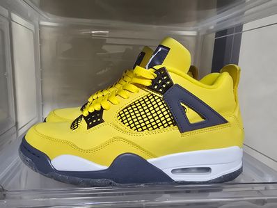 Nike Air Jordan 4 "Tour Yellow"